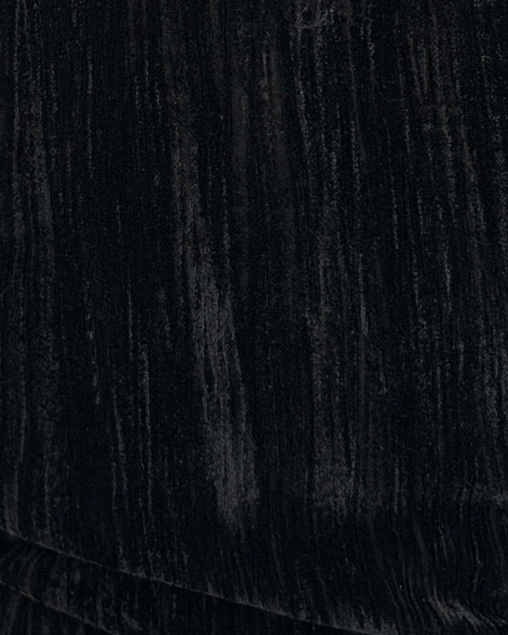 MWJ015 - جلابية مخمل مكسر بتفاصيل كلفة أنيقة تعكس فخامة القطعة - Aya