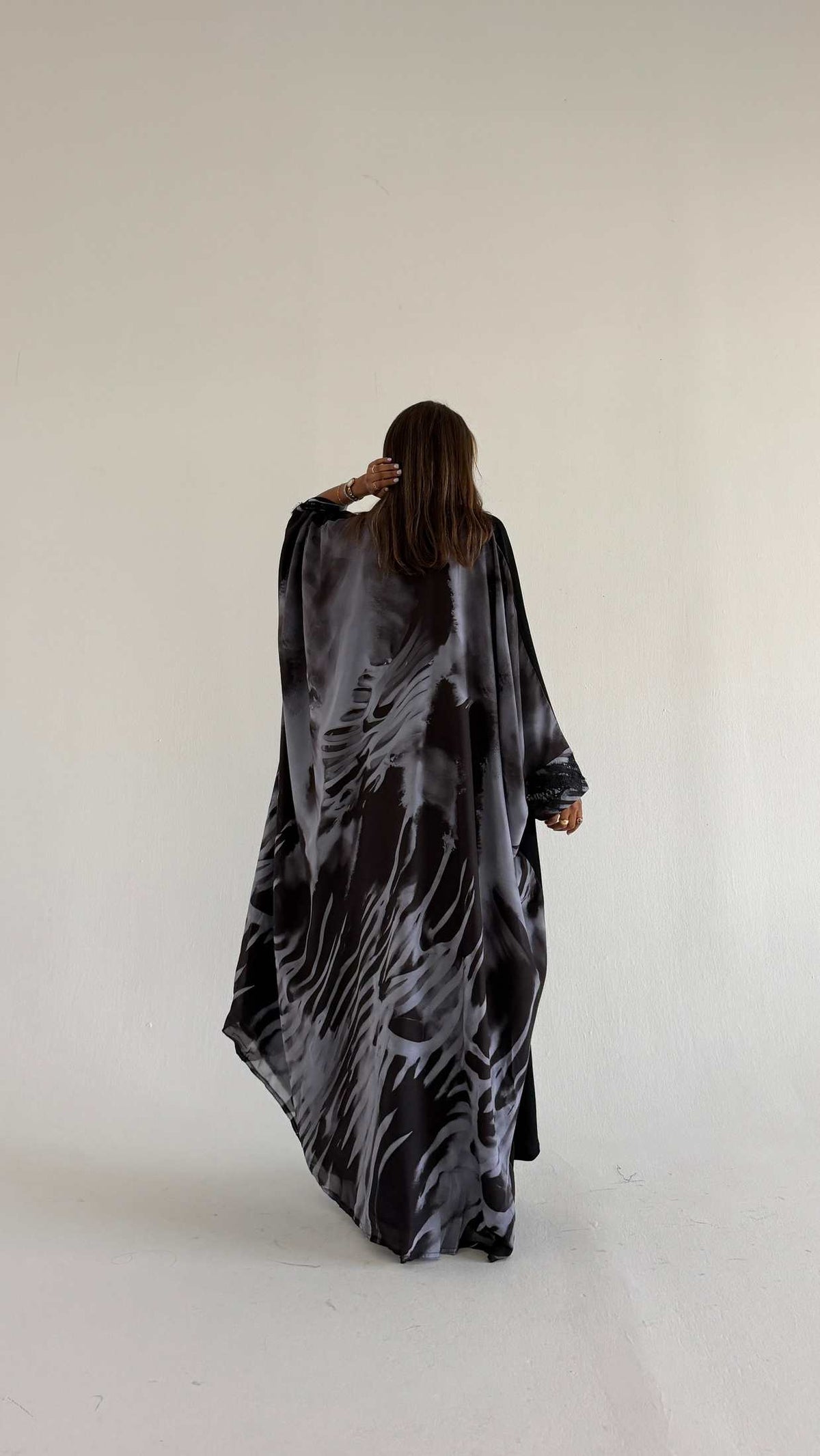 MWT1545 عباية طباعة | Printed Abaya - Aya