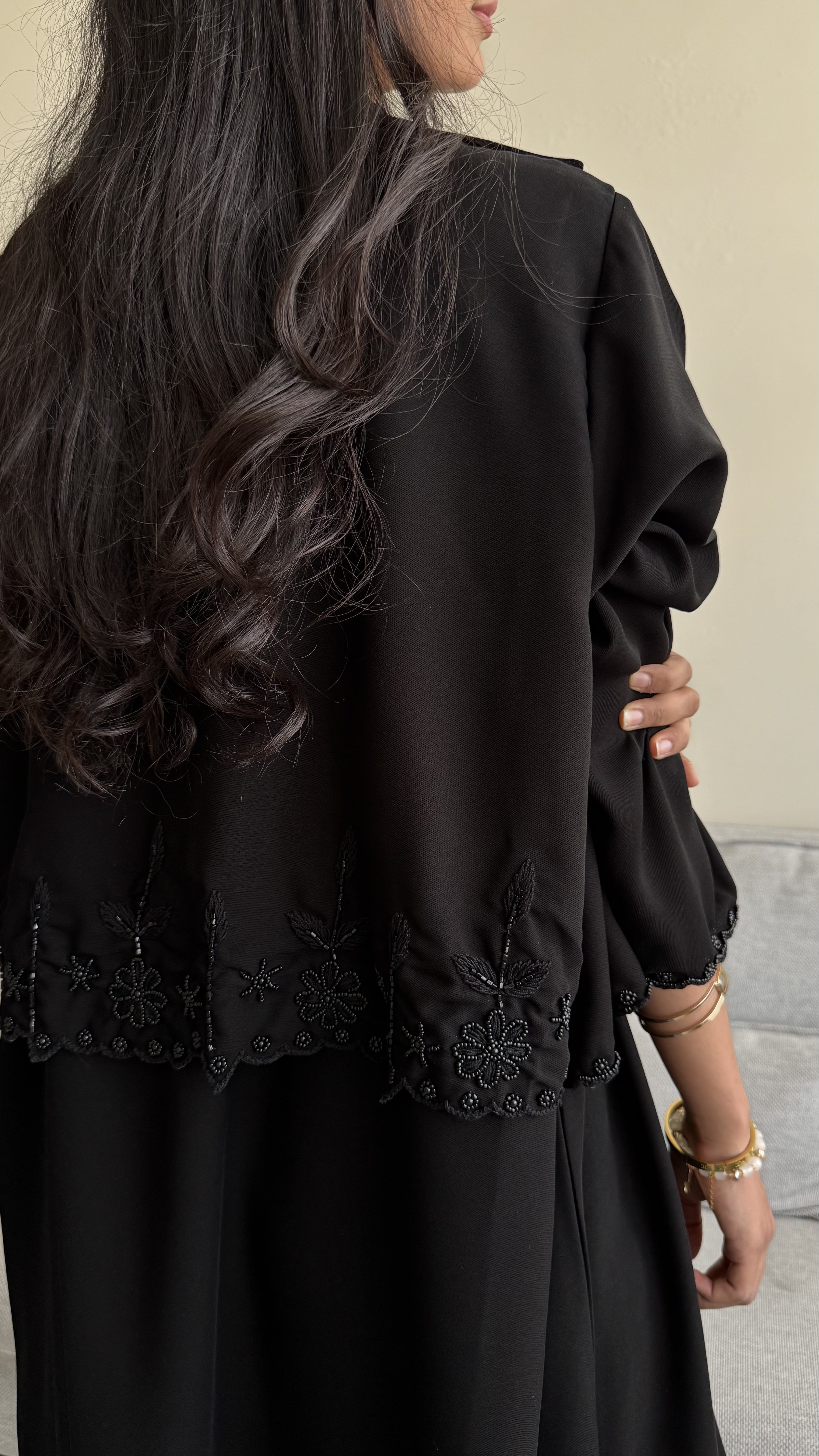 MW1635 - عباية سوداء بتطريز أسود | Black Abaya with Black Embroidery - Aya