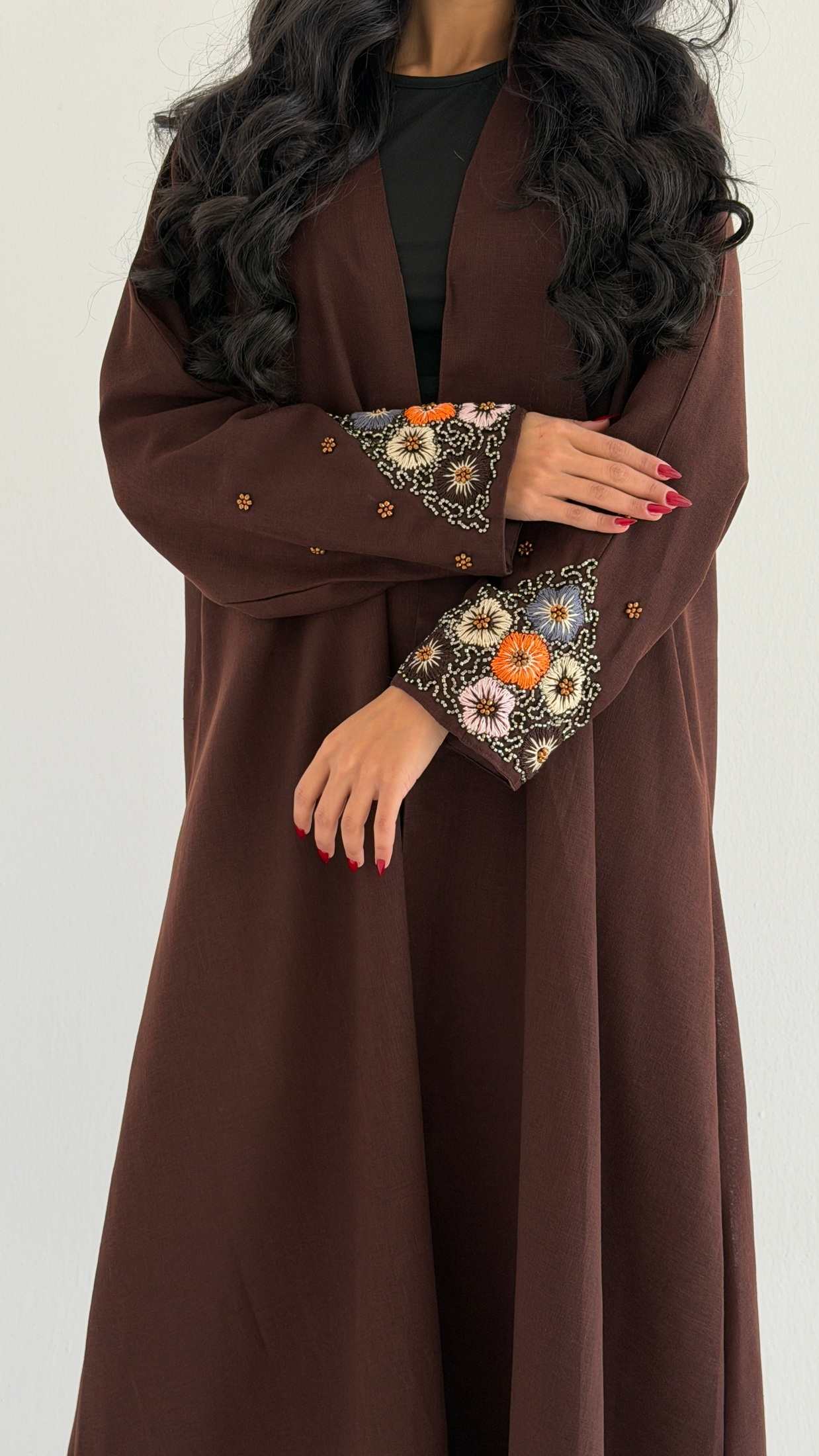 MWT1023 -عبايه لنن بتطريز بالاكمام - Aya