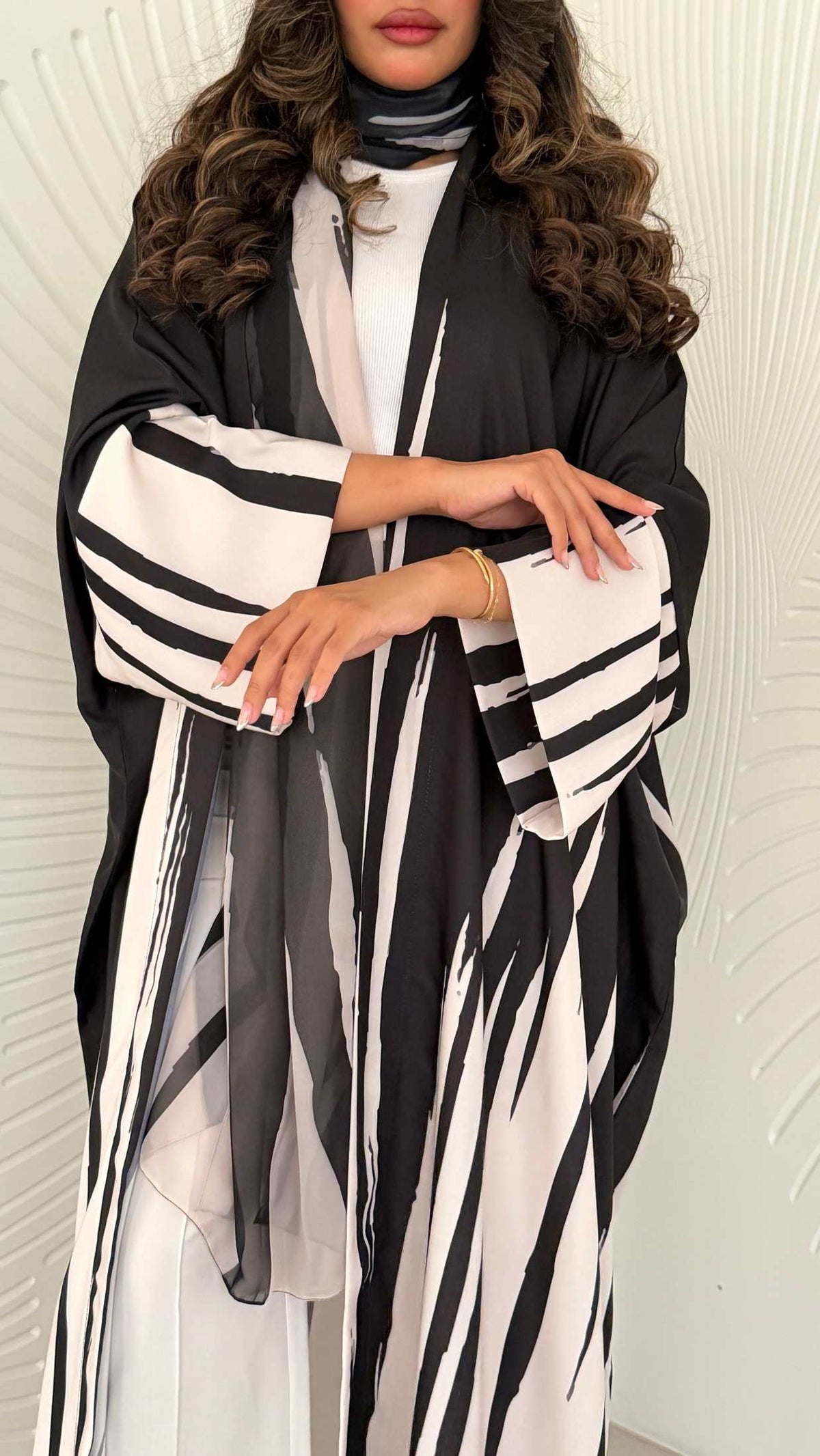 MWT1211 - عباية مخطط |striped abaya - Aya