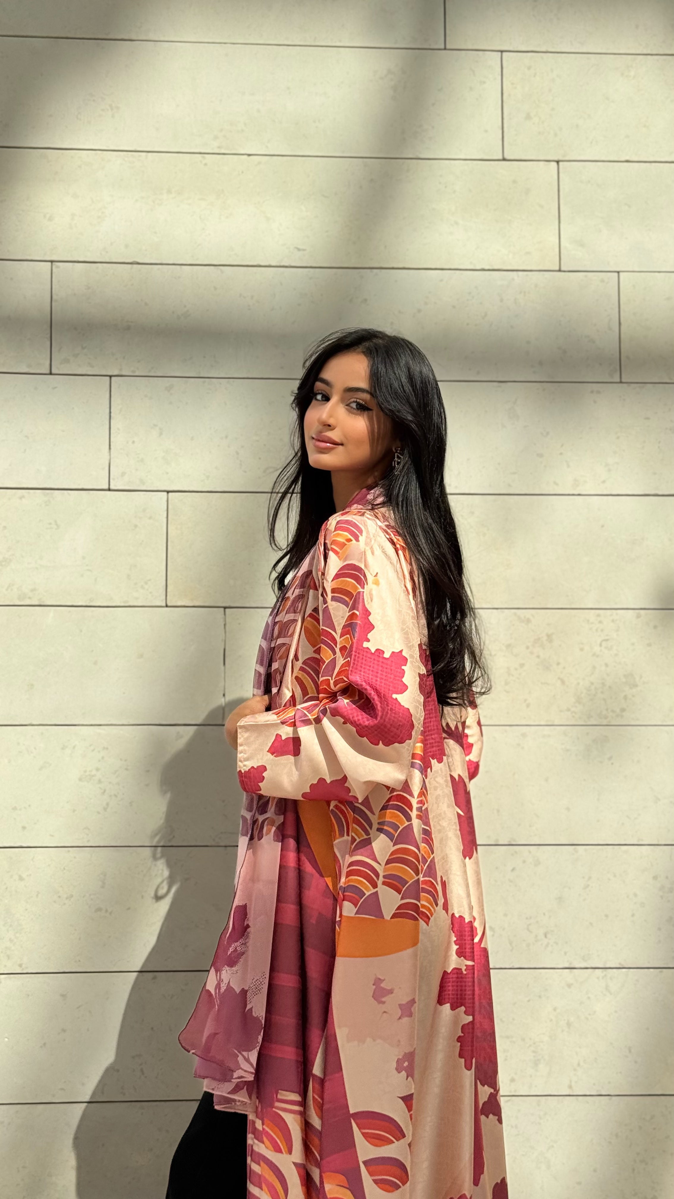 MW1636 - Magestic Pink | عباية مطبوعة وردية - Aya