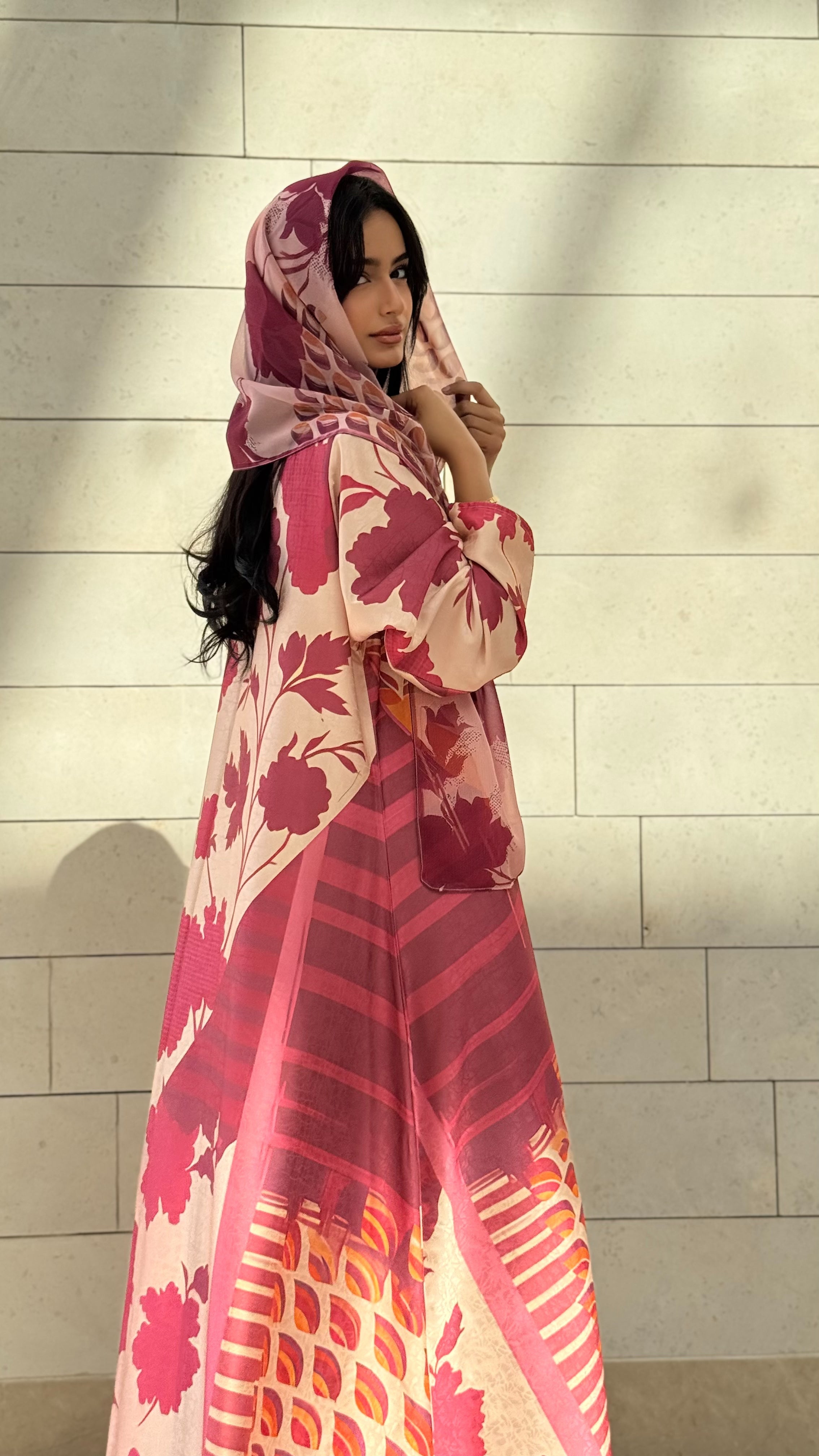 MW1636 - Magestic Pink | عباية مطبوعة وردية - Aya