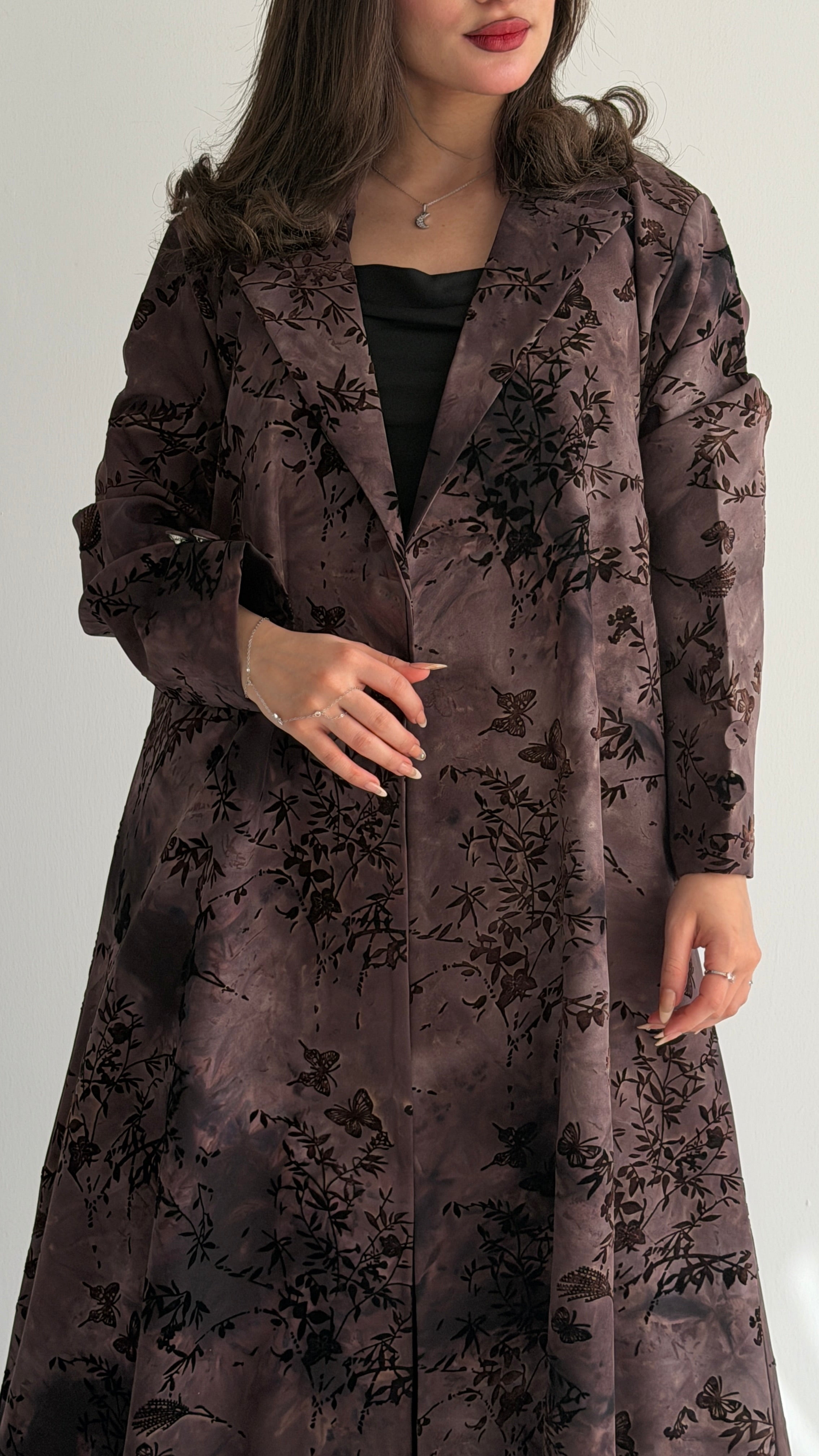 MW2025 - عباية كريب مشجر - Aya