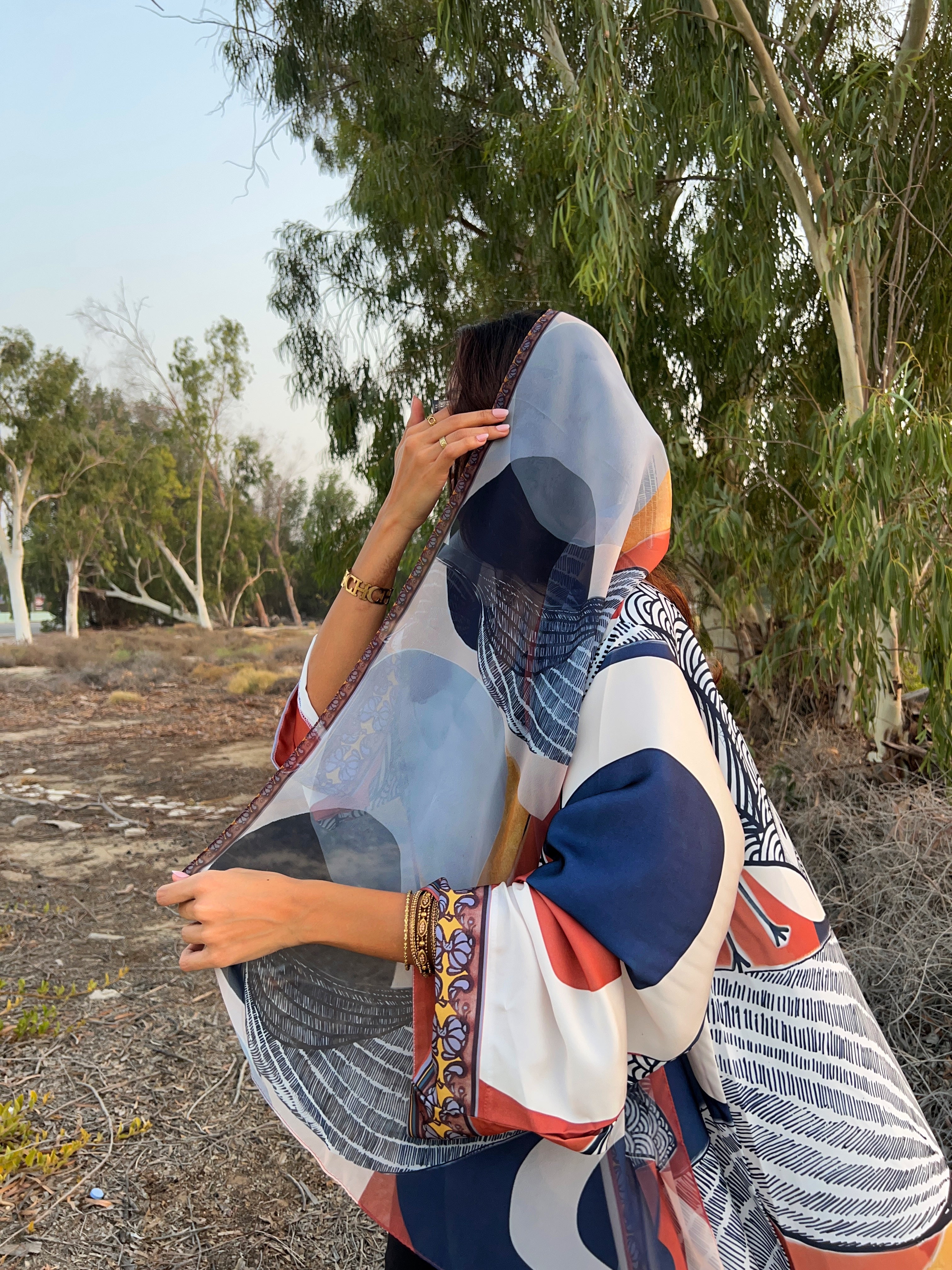 MW1552 -  Magestic Garden | عباية مطبوعة - Aya