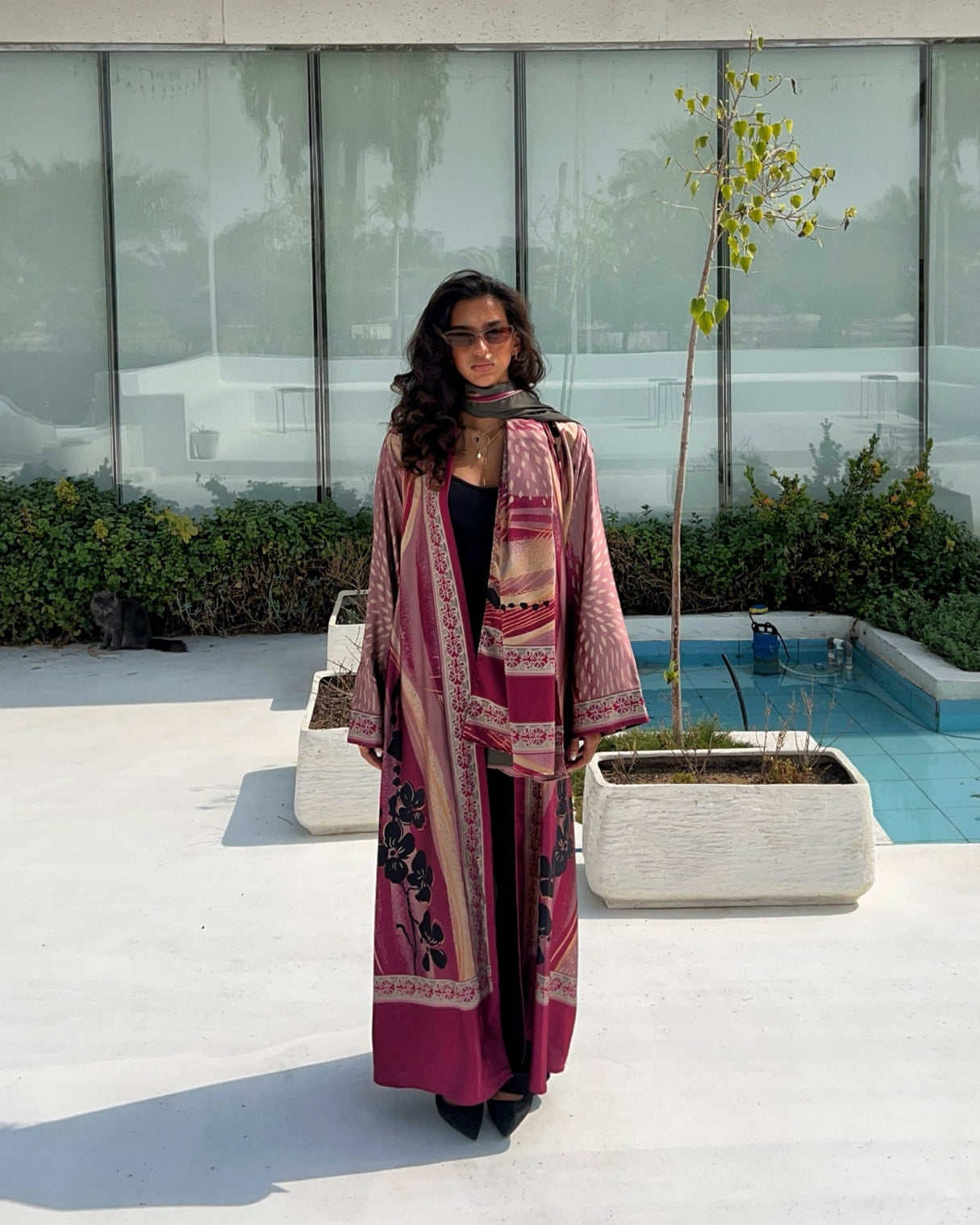 MW1614 - عباية مطبوعة حرير جاكار - Pink Jacquard - Aya