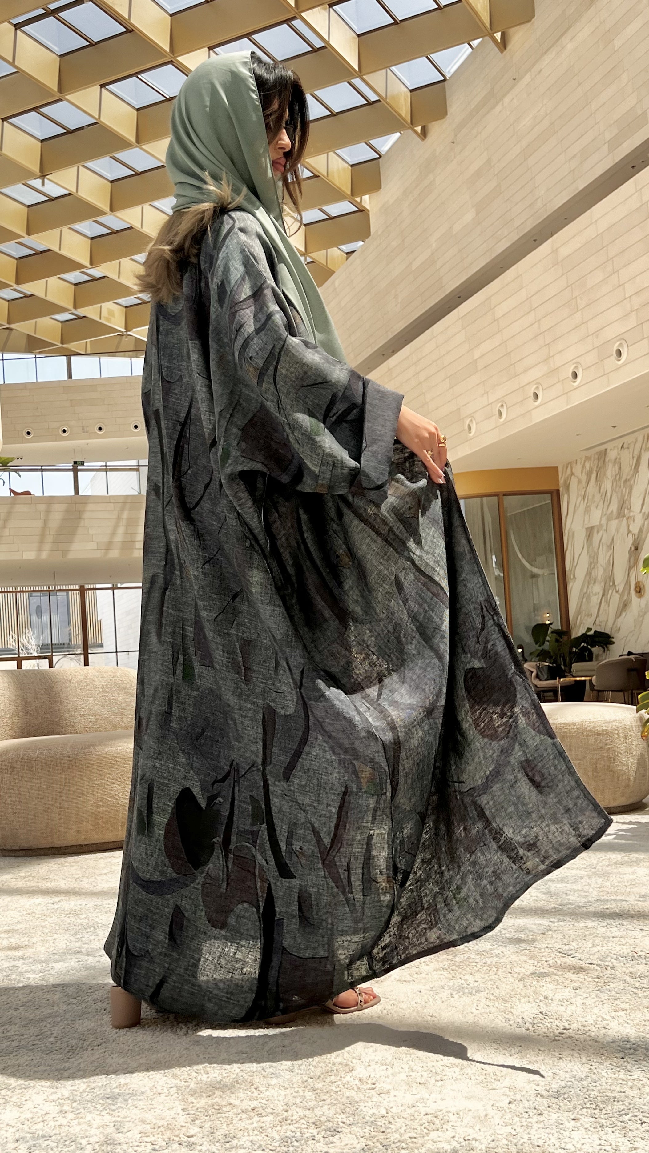 MWT305 - عباية لنن هندي - Aya