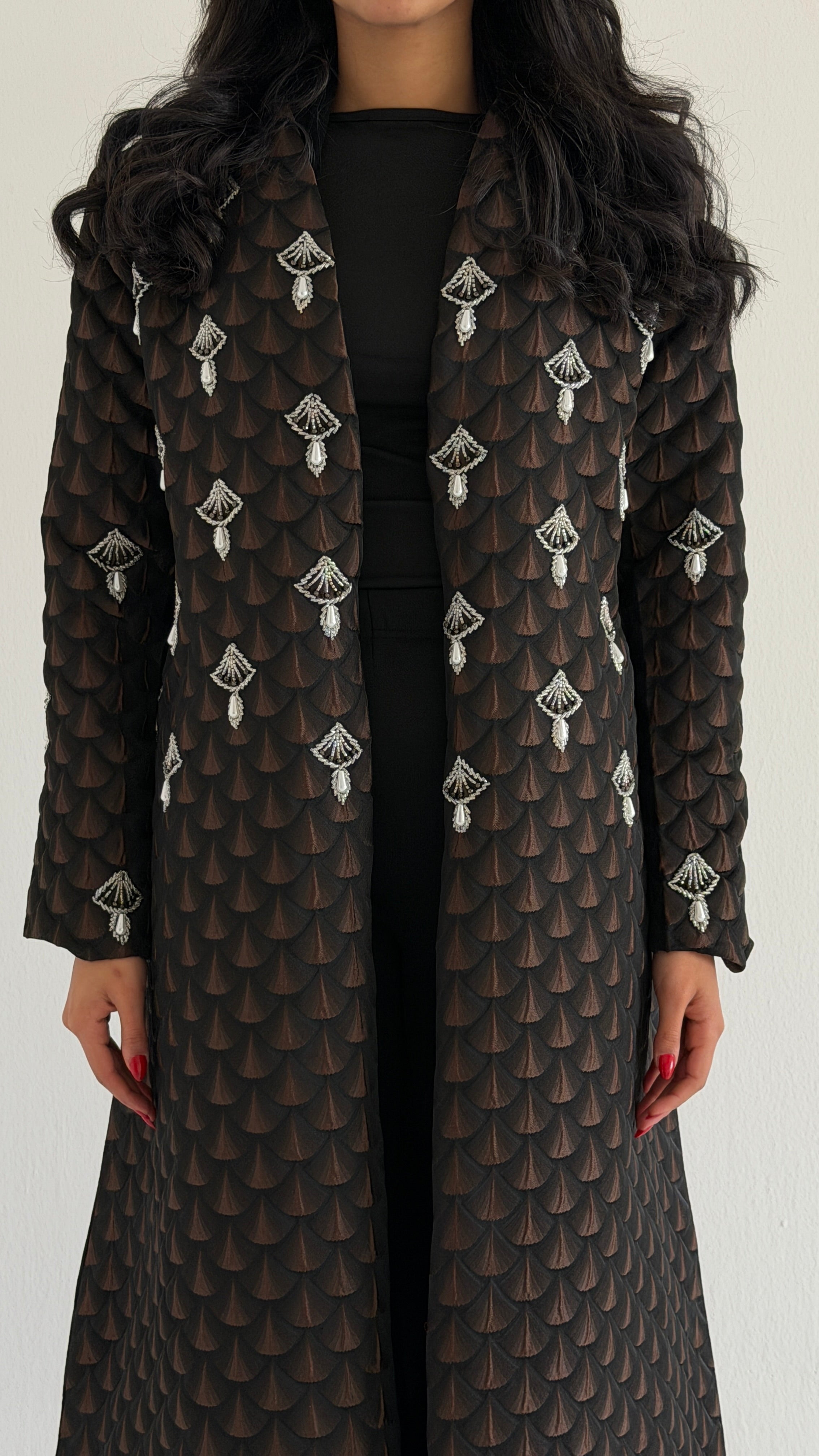 MW2050 - عباية بليزر جاكار هندي مع اضافه شغل يدوي - Aya