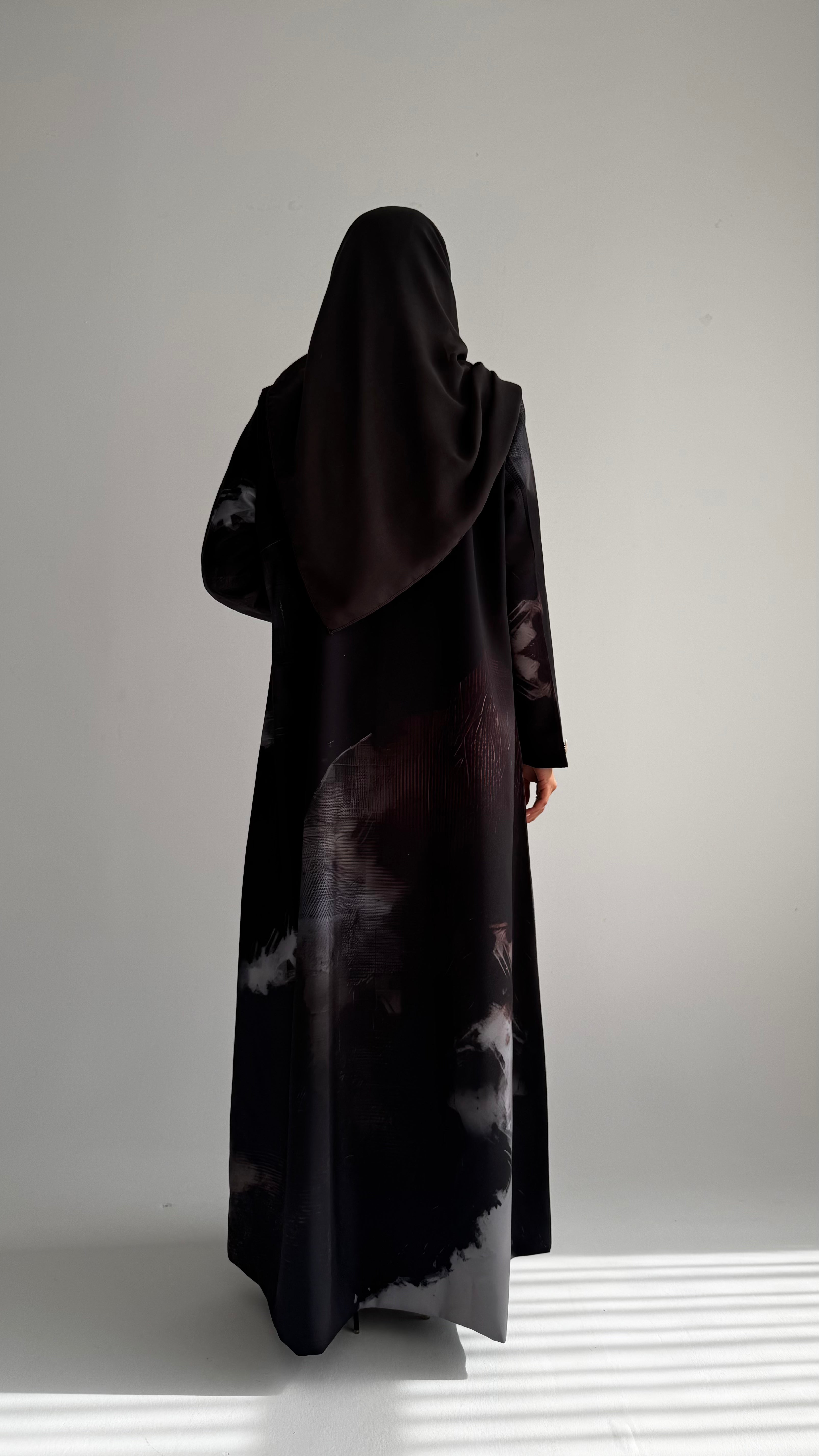 MWT839 - عباية بليزر طباعة | Printed Blazer Abaya - Aya