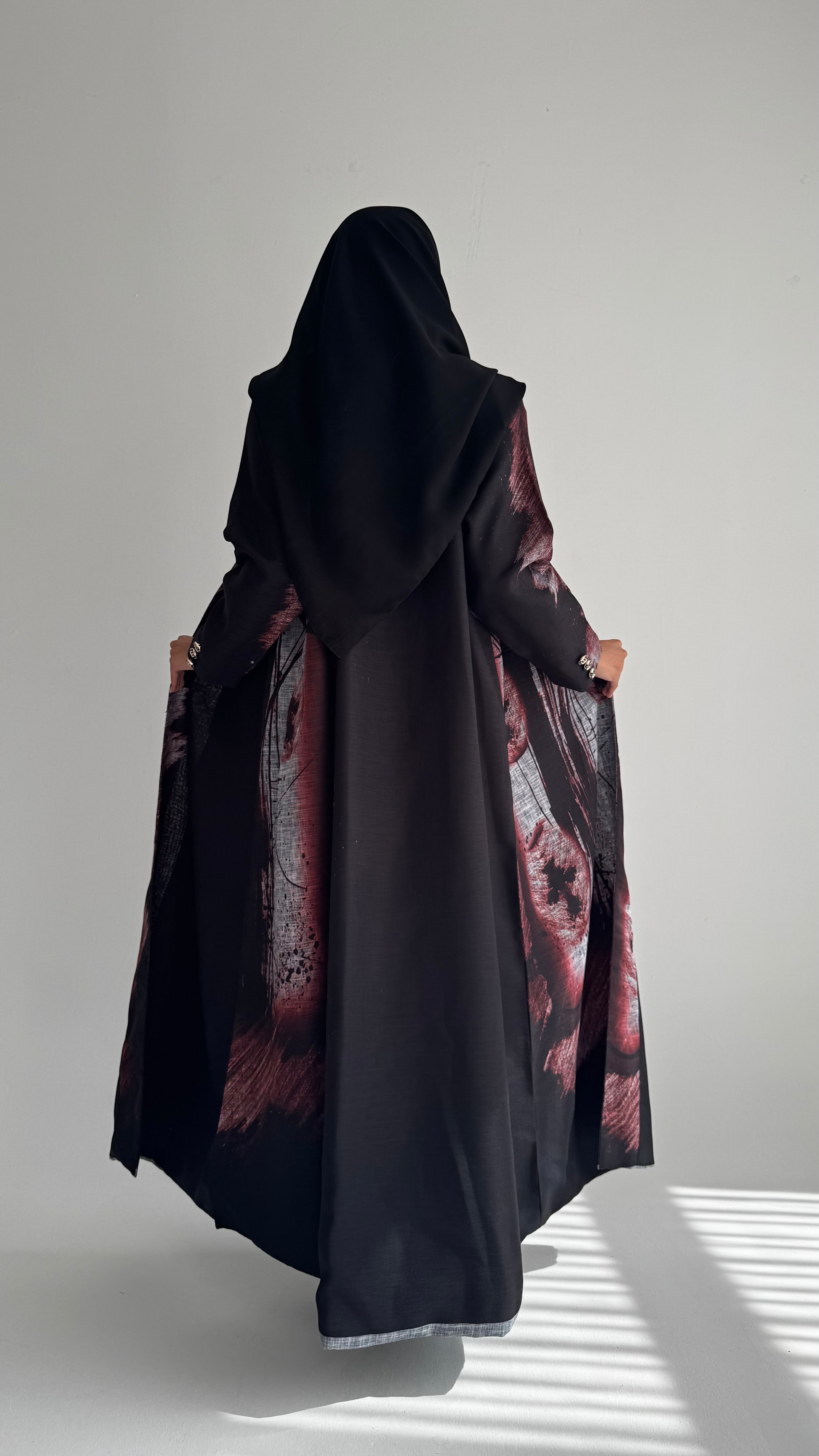 MWT838 - عباية بليزر طباعة | Printed Blazer Abaya - Aya