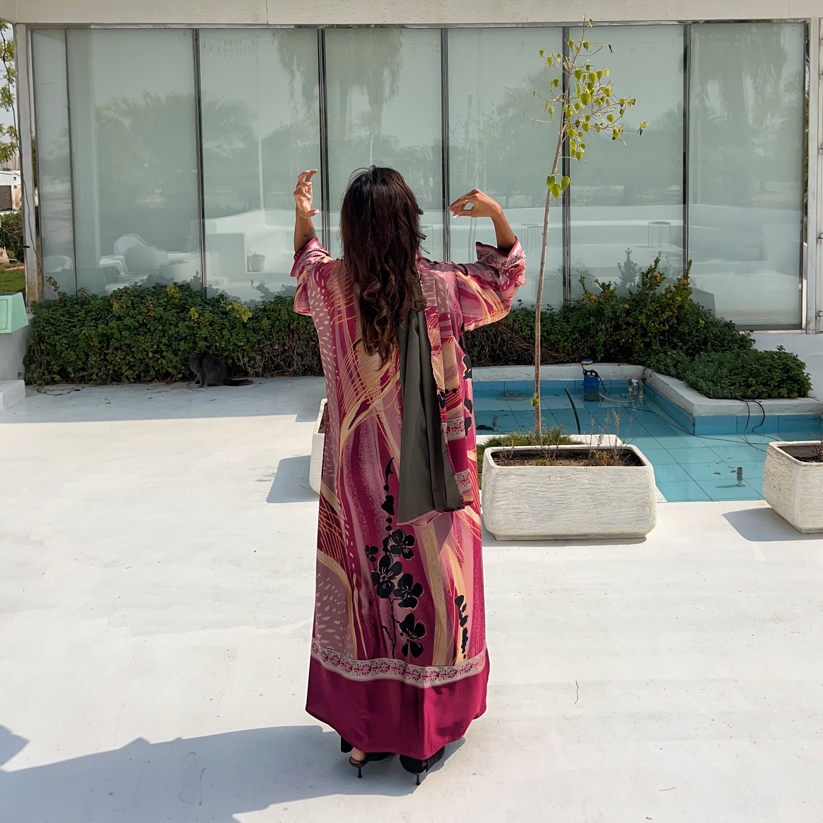 MW1614 - عباية مطبوعة حرير جاكار - Pink Jacquard - Aya