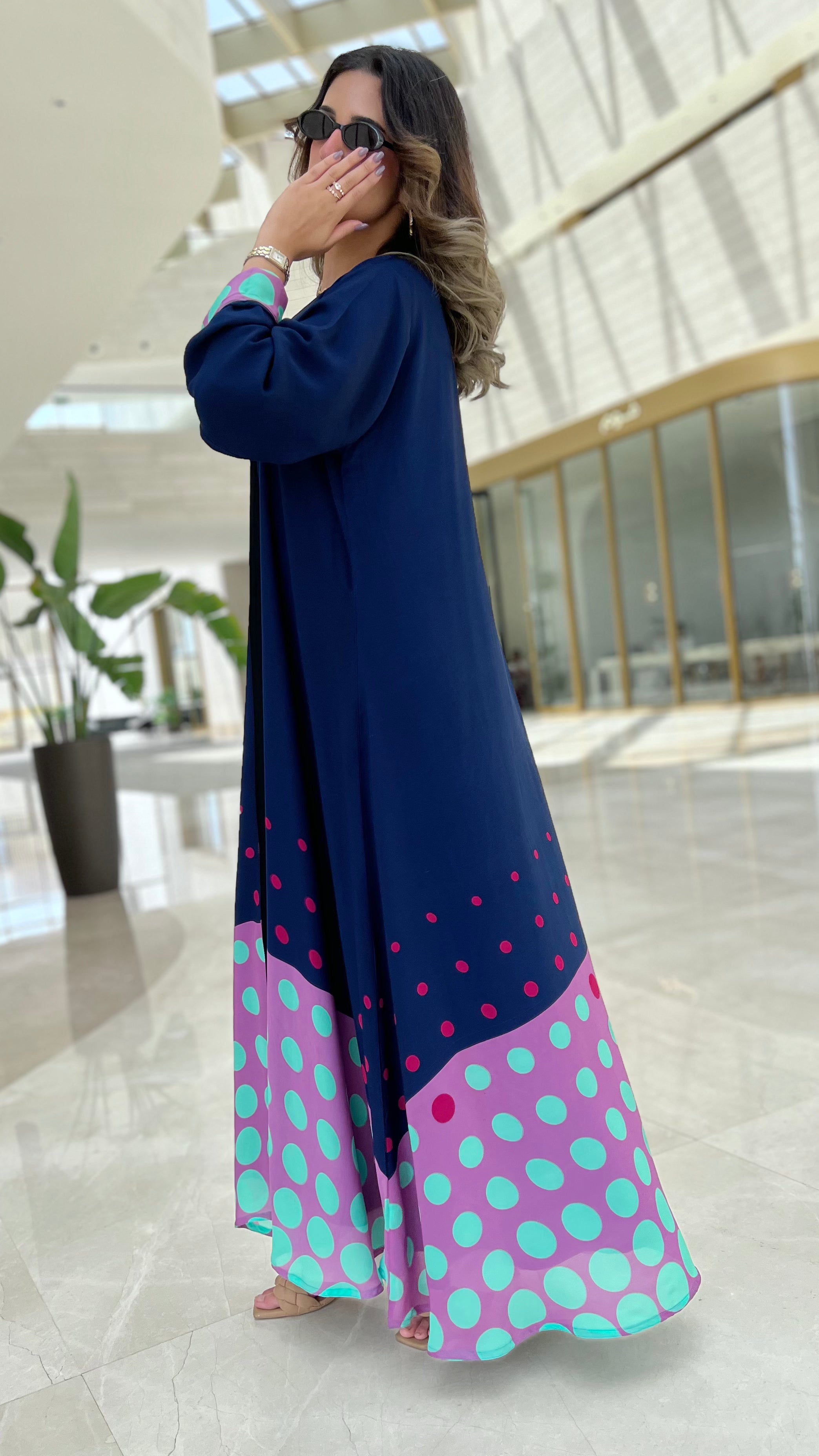 MW1618 - عباية صيفيه شيفون طباعة منقط-Polka dot chiffon abaya - Aya