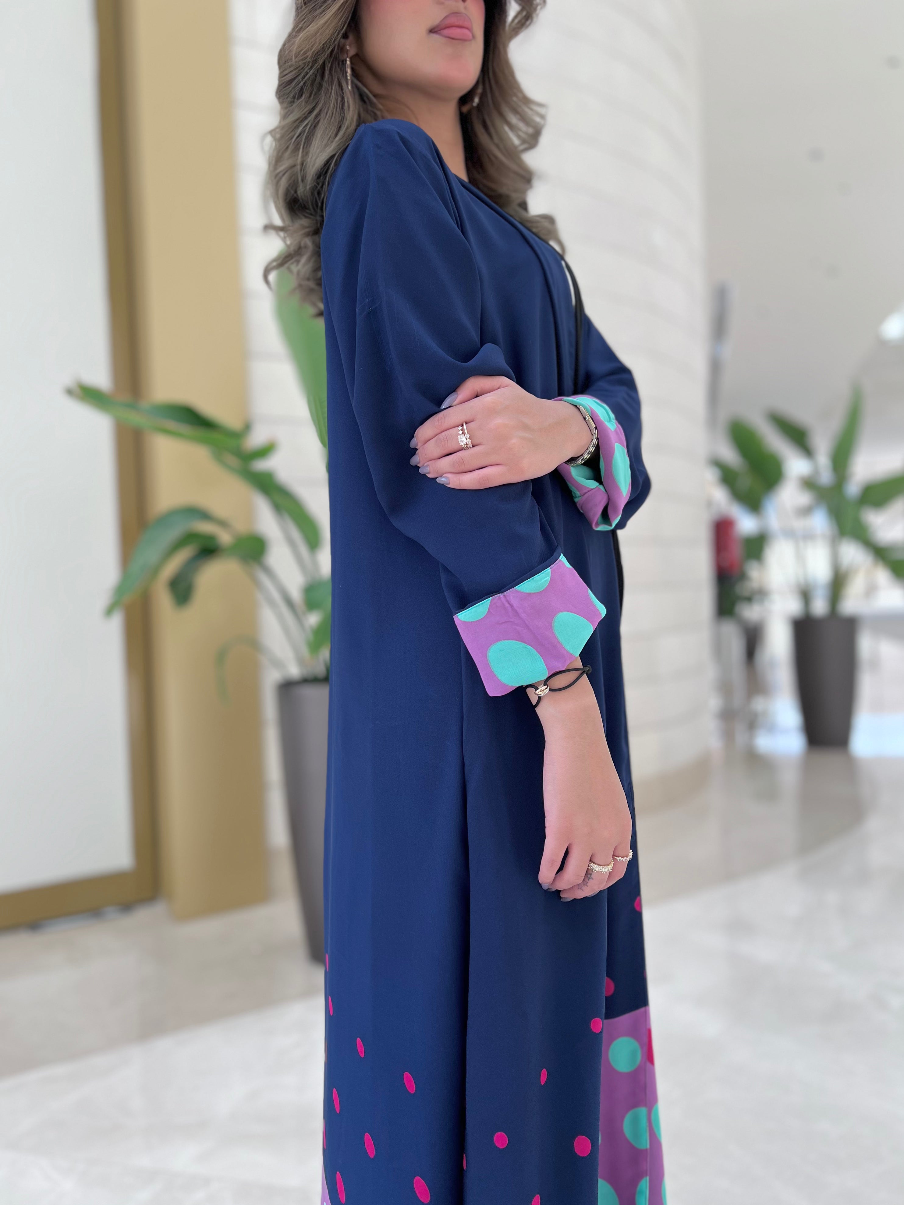 MW1618 - عباية صيفيه شيفون طباعة منقط-Polka dot chiffon abaya - Aya
