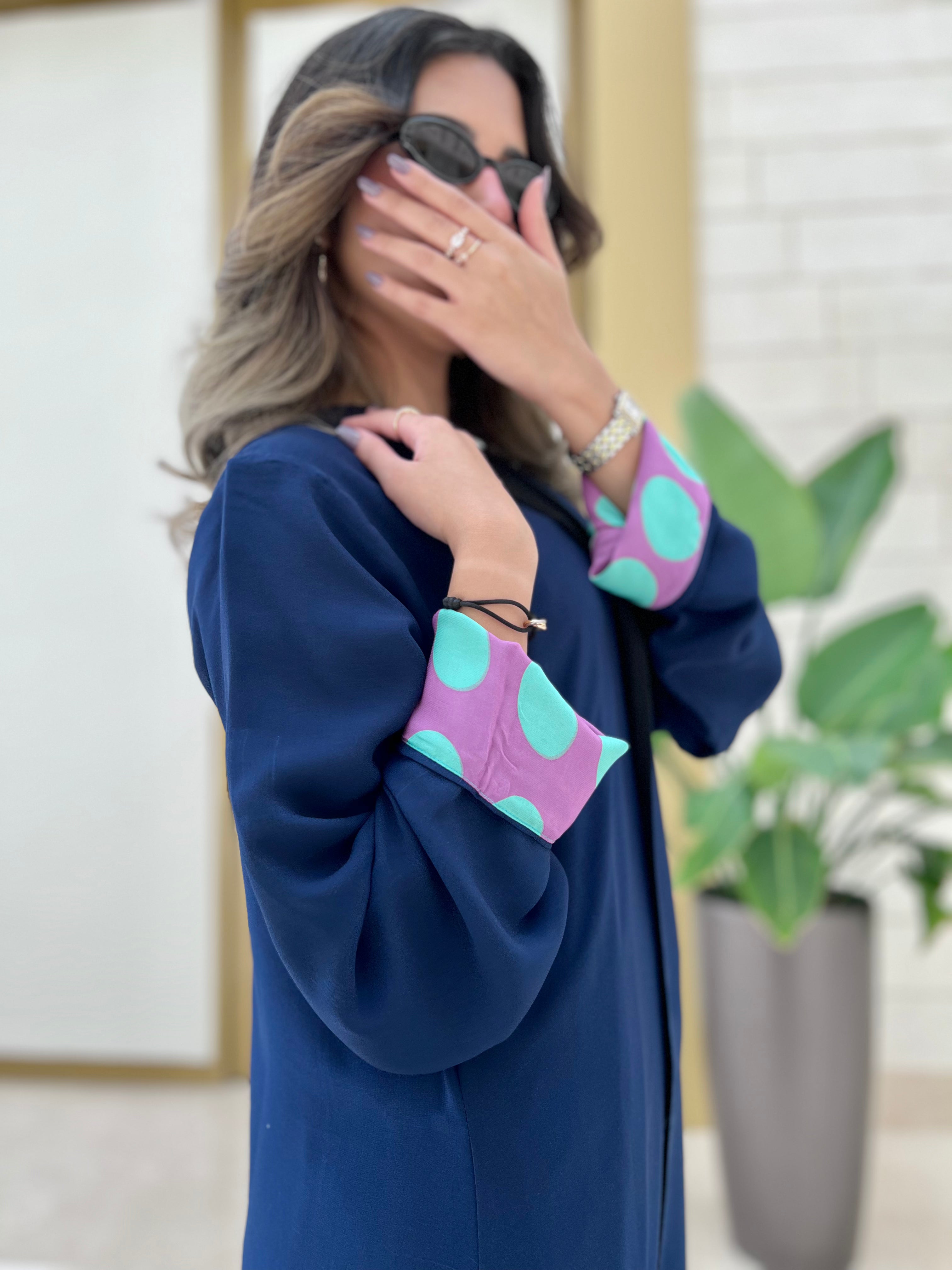 MW1618 - عباية صيفيه شيفون طباعة منقط-Polka dot chiffon abaya - Aya