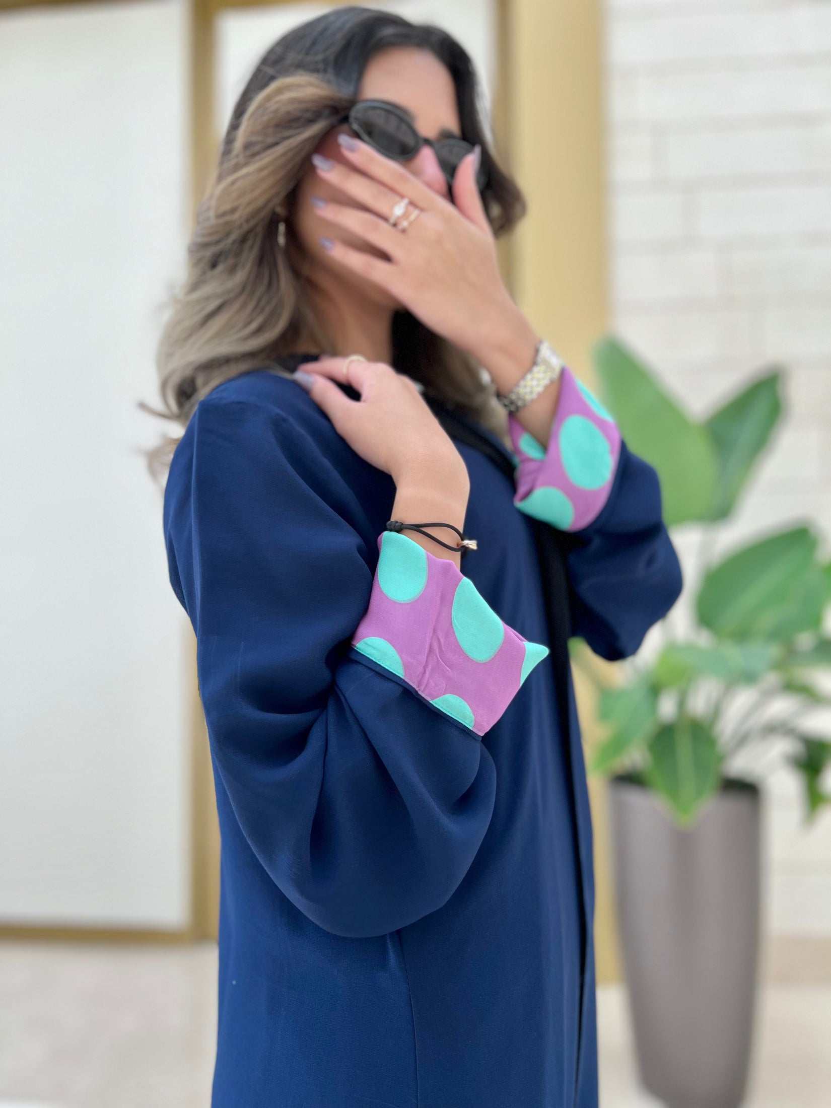MW1618 - عباية صيفيه شيفون طباعة منقط-Polka dot chiffon abaya - Aya