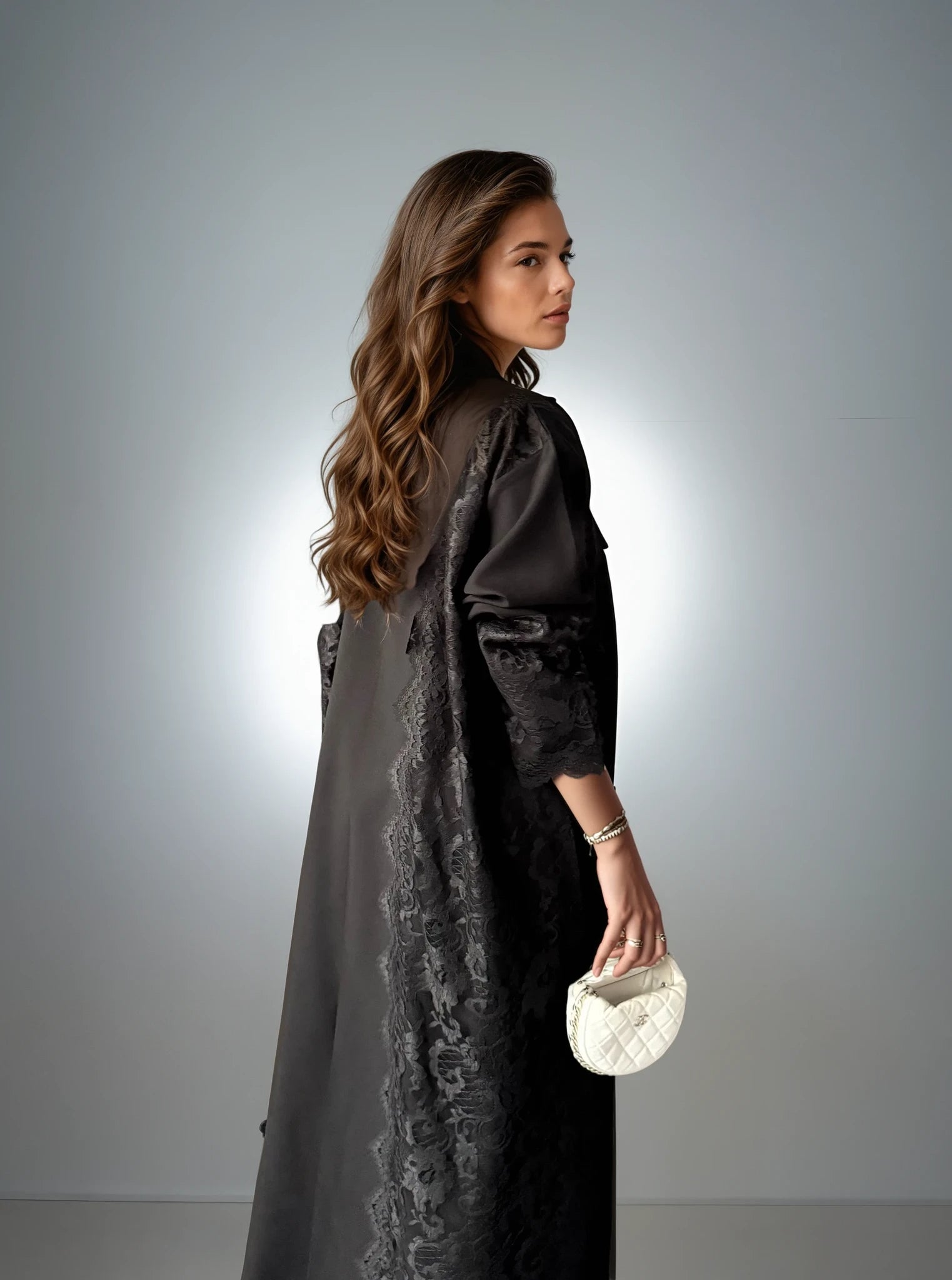 MWT1248 - كريب واقف مع دانتيل نص كلوش سوداء - Aya