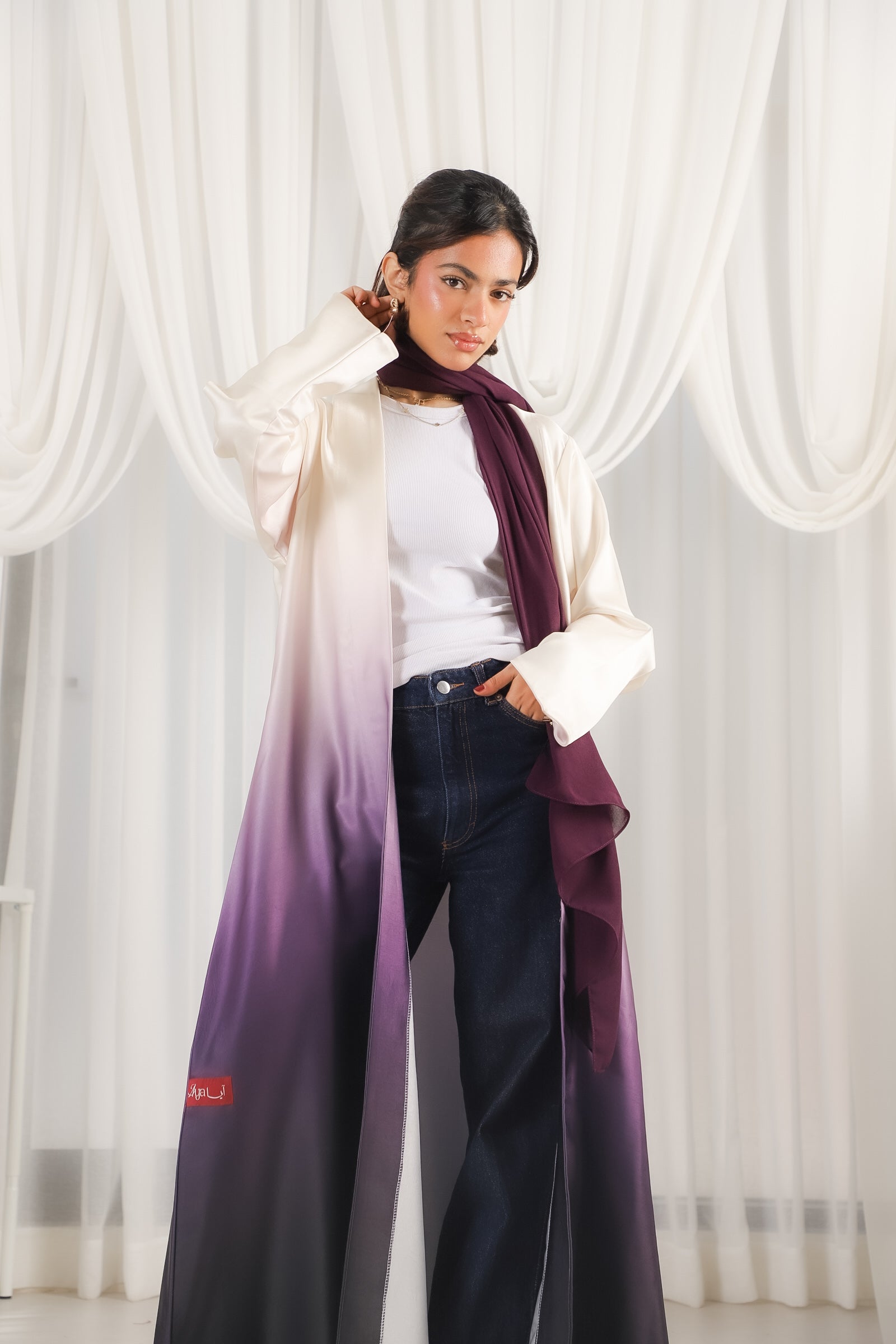 MW645 - Light Crepe Standing with Jacquard Half-Cloche