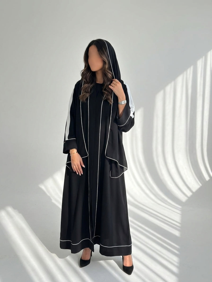 MWT4033 - عبايه سوداء نص كلوش - Aya