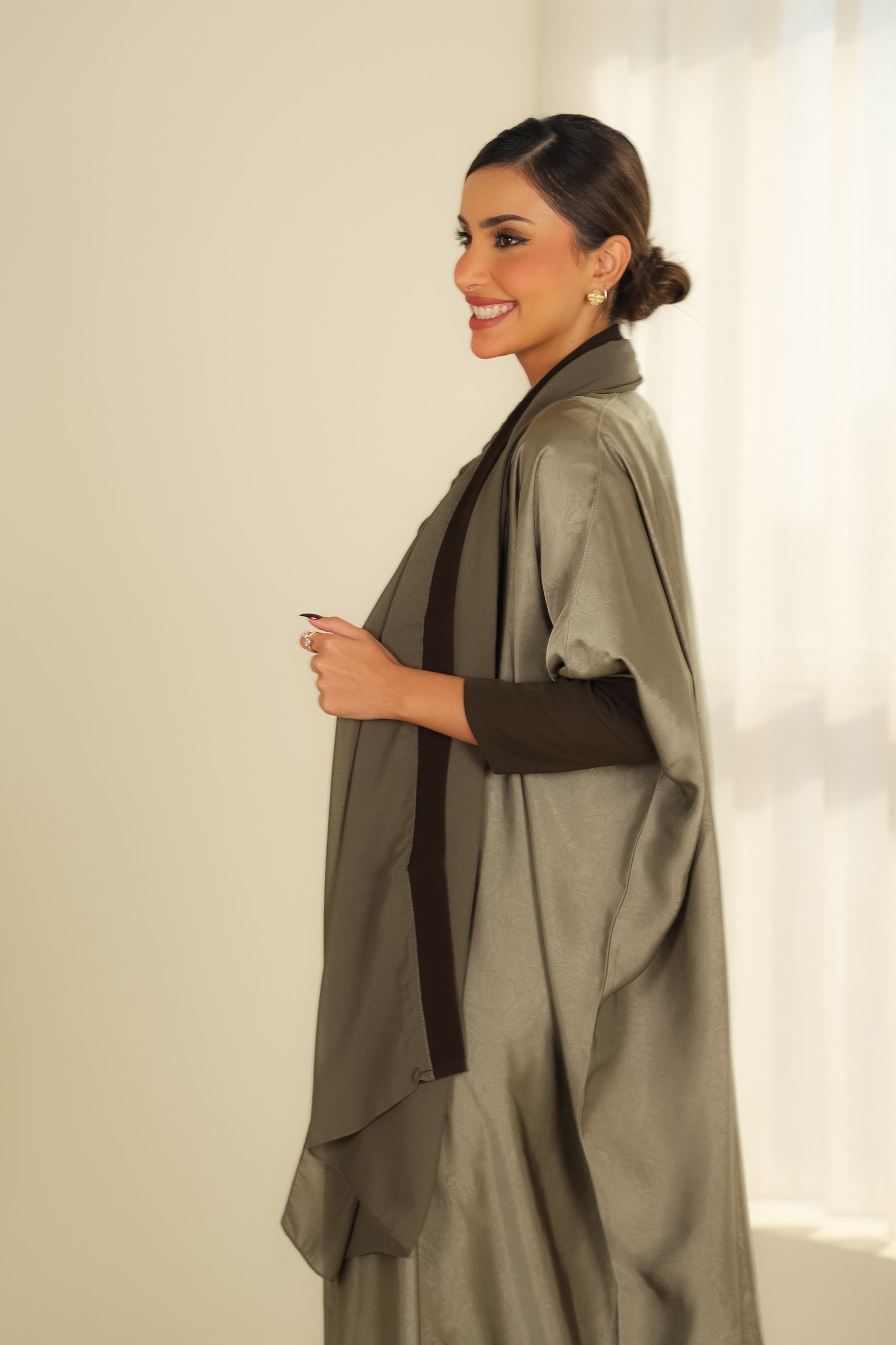 MWT522 - عباية جاكار زيتي - Aya