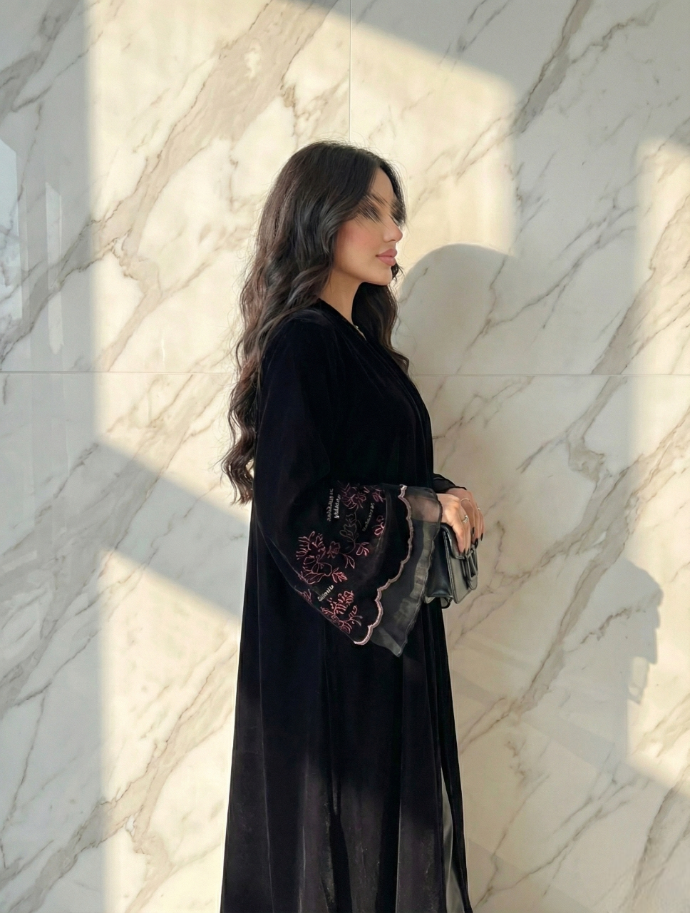 MW645 - Light Crepe Standing with Jacquard Half-Cloche