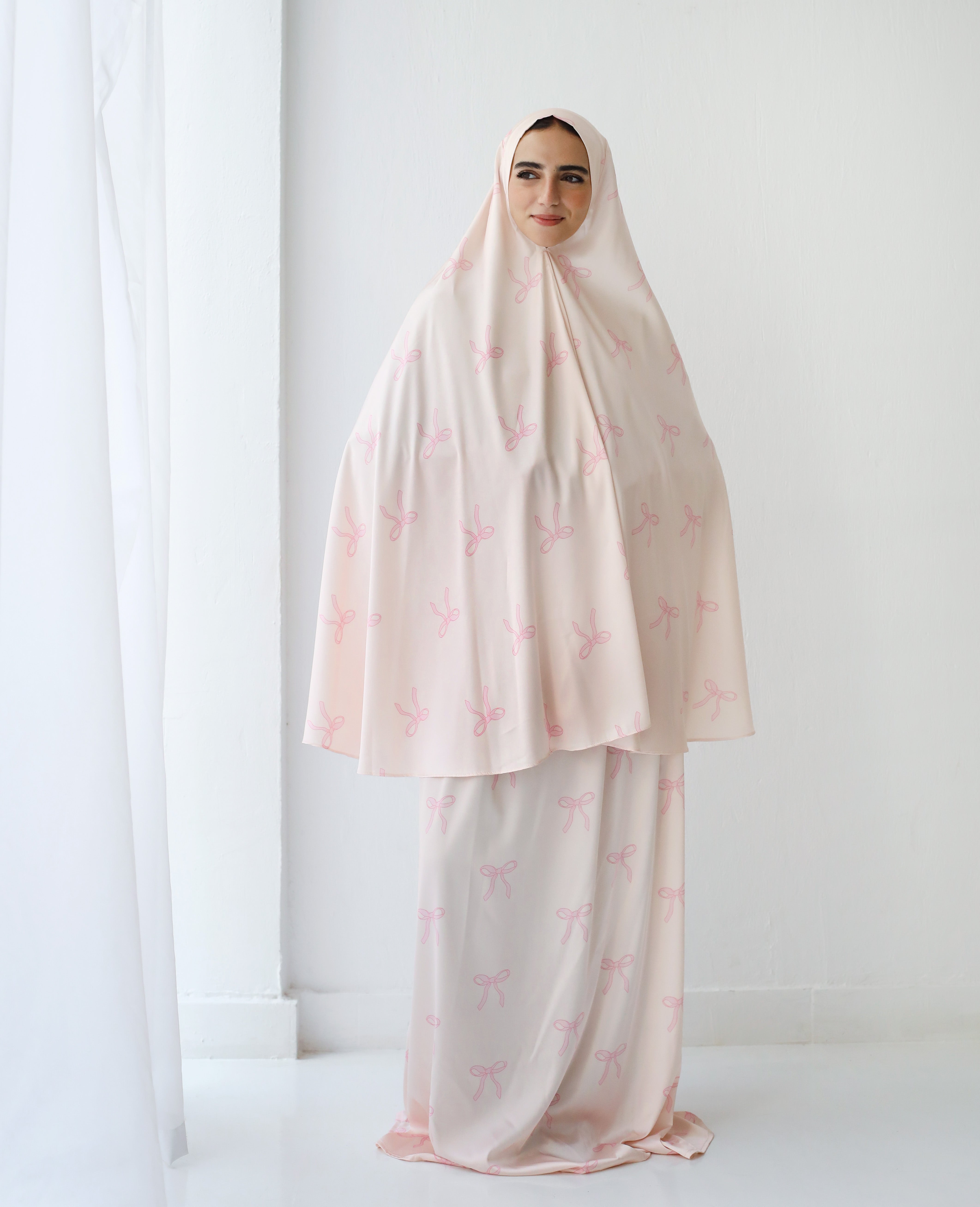 Rose Ties Prayer Set - Aya