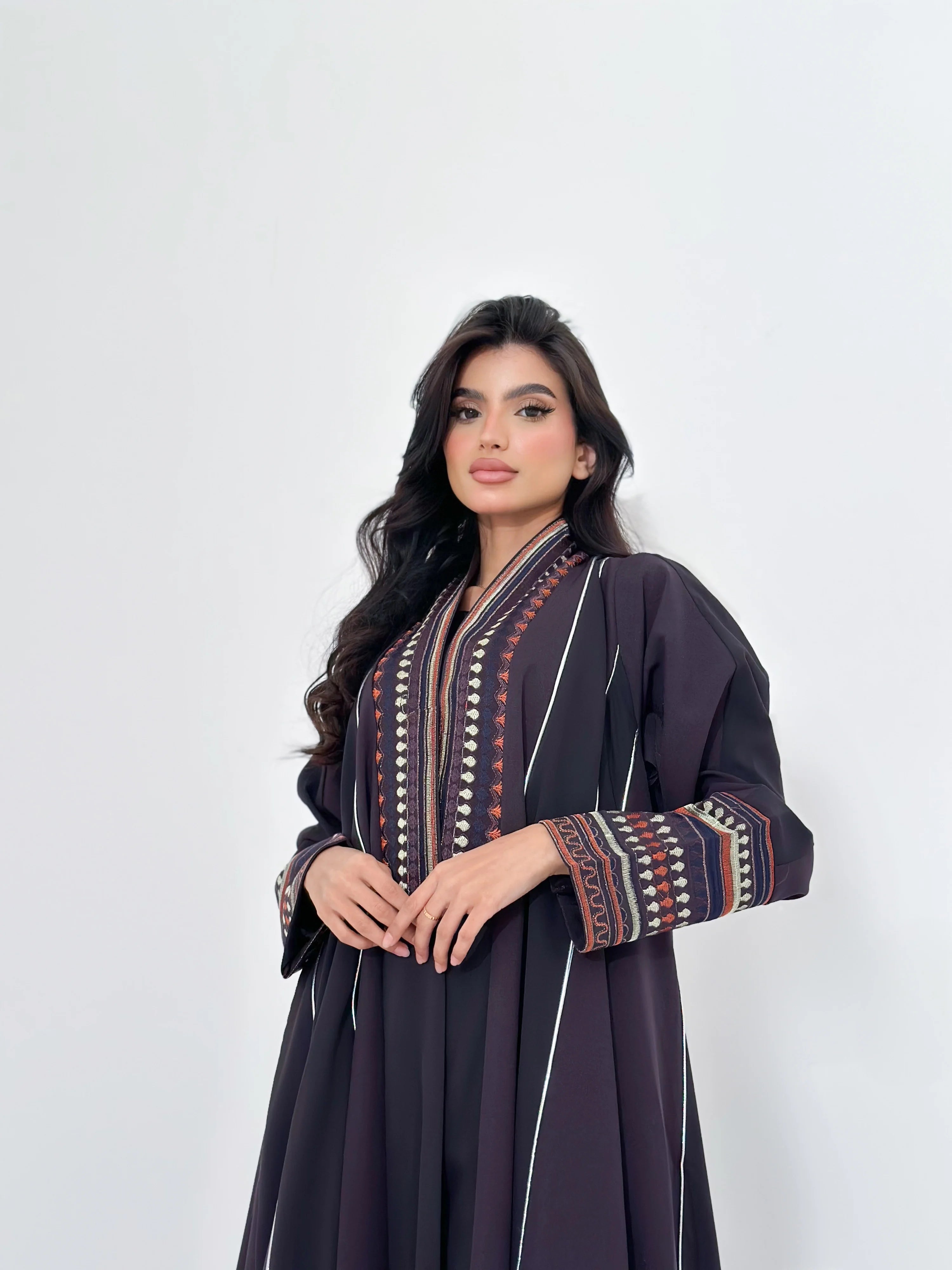 MW1252 - كتان مطرز نص كلوش - Aya