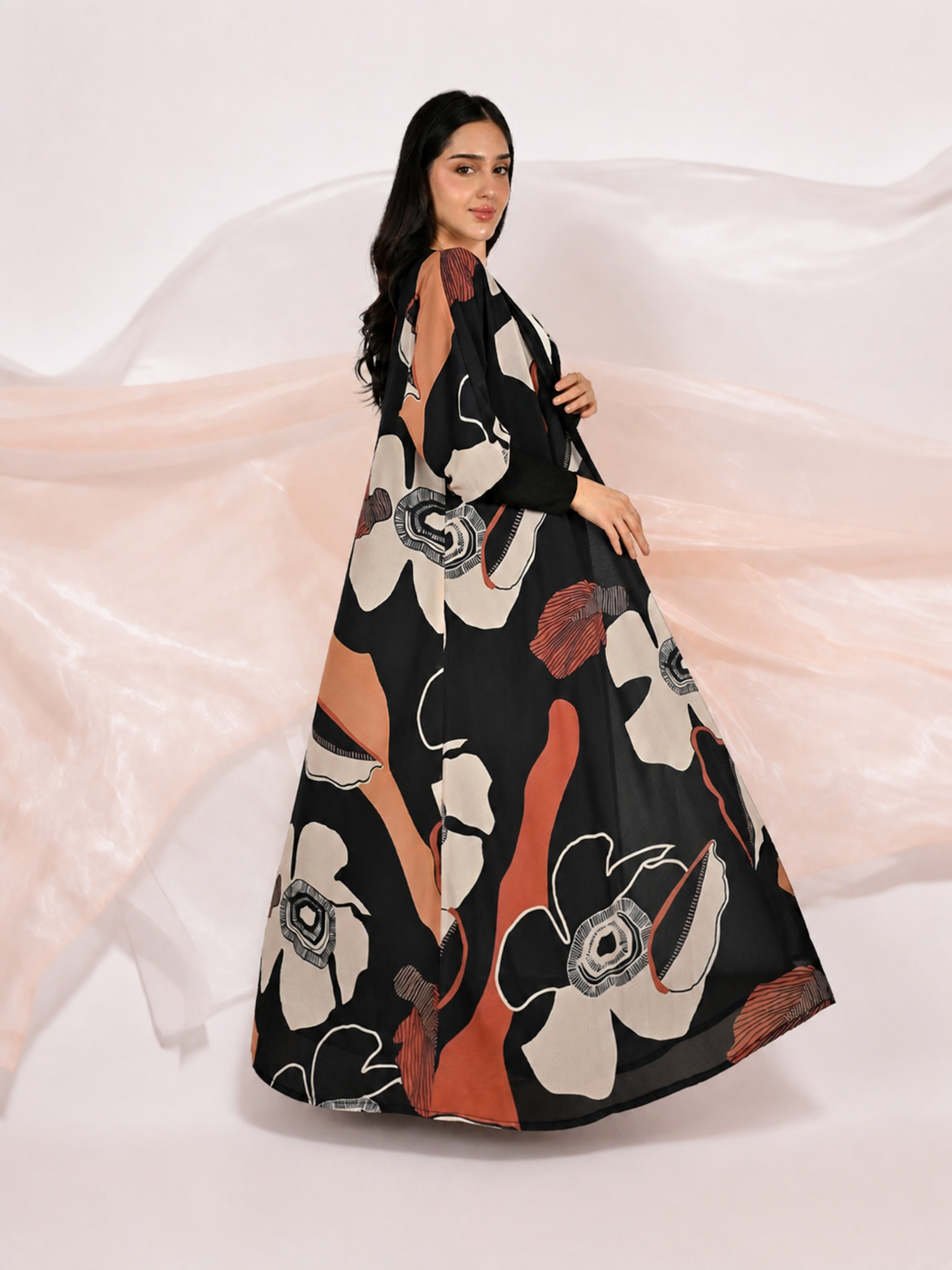 MWT4380 - عباية لف شيفون بقصة كلوش انسيابية بأكمام ستريتش