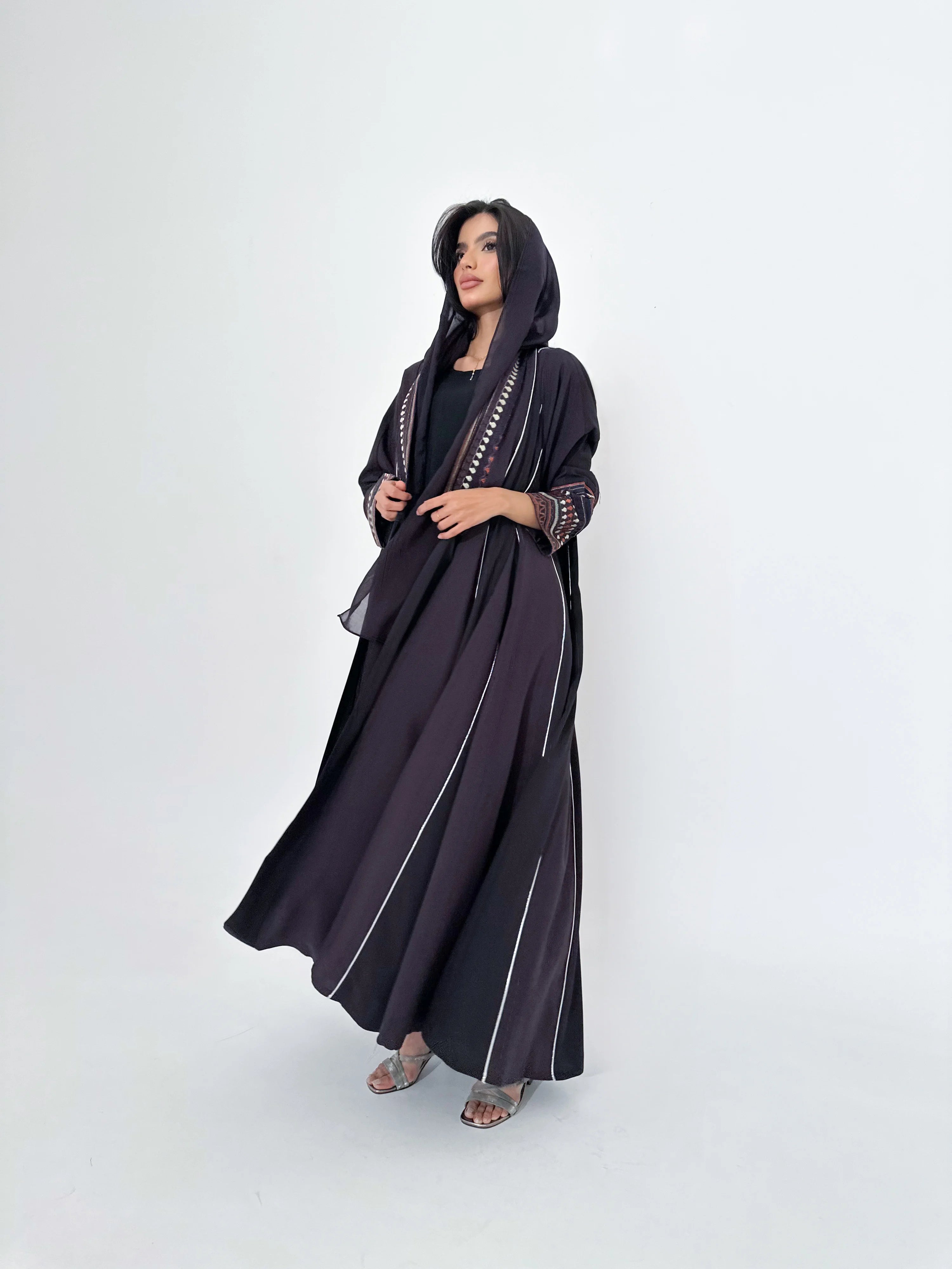 MW1252 - كتان مطرز نص كلوش - Aya