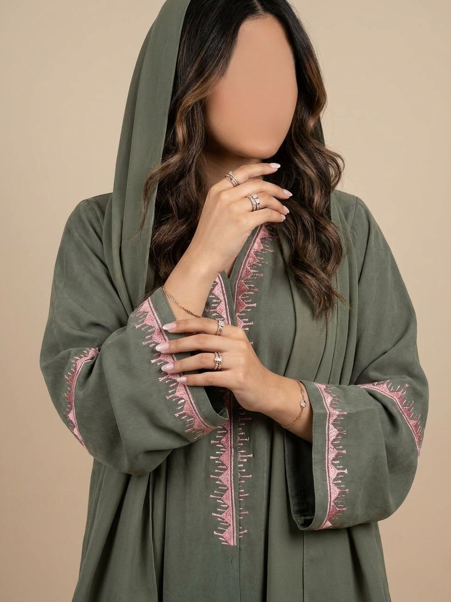 عباية كريب تطريز - Image 2