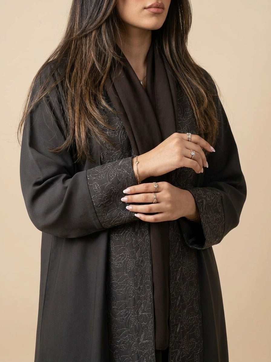 عباية تطريز بالامام الاكمام - Image 3