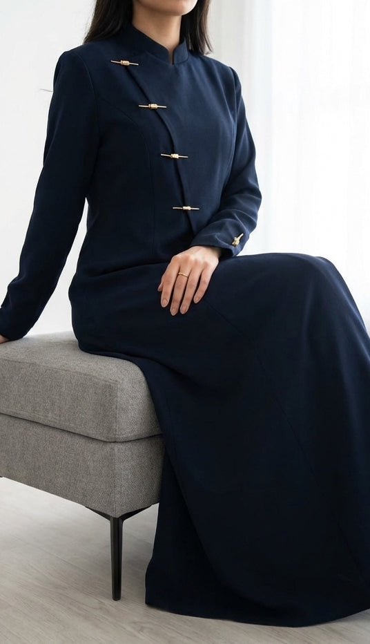 MWK109 عباية بليزر بتقفيلة ذهبية