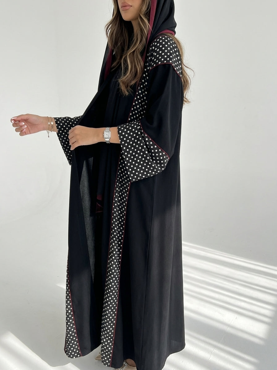 عباية منقطه بتدخيلة قيطان برغندي - Image 1