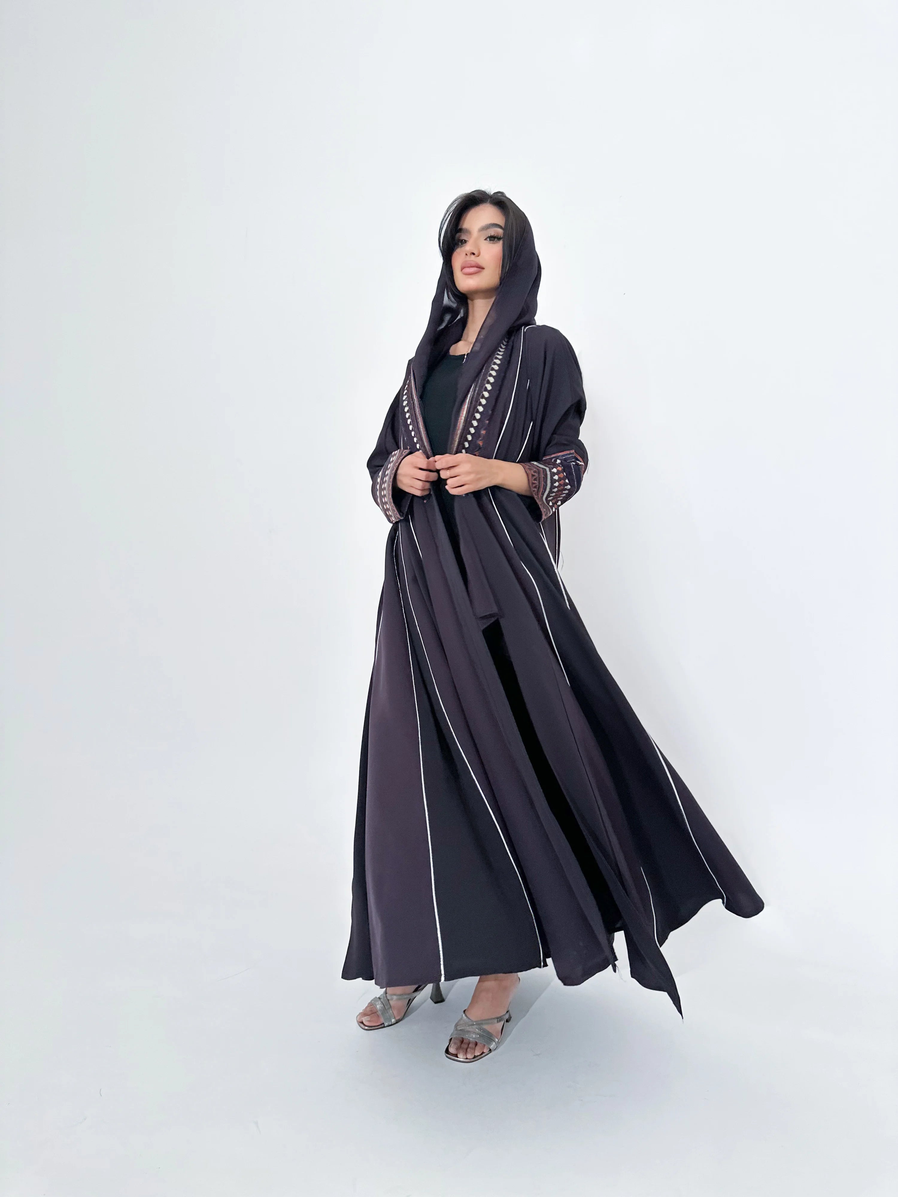 MW1252 - كتان مطرز نص كلوش - Aya