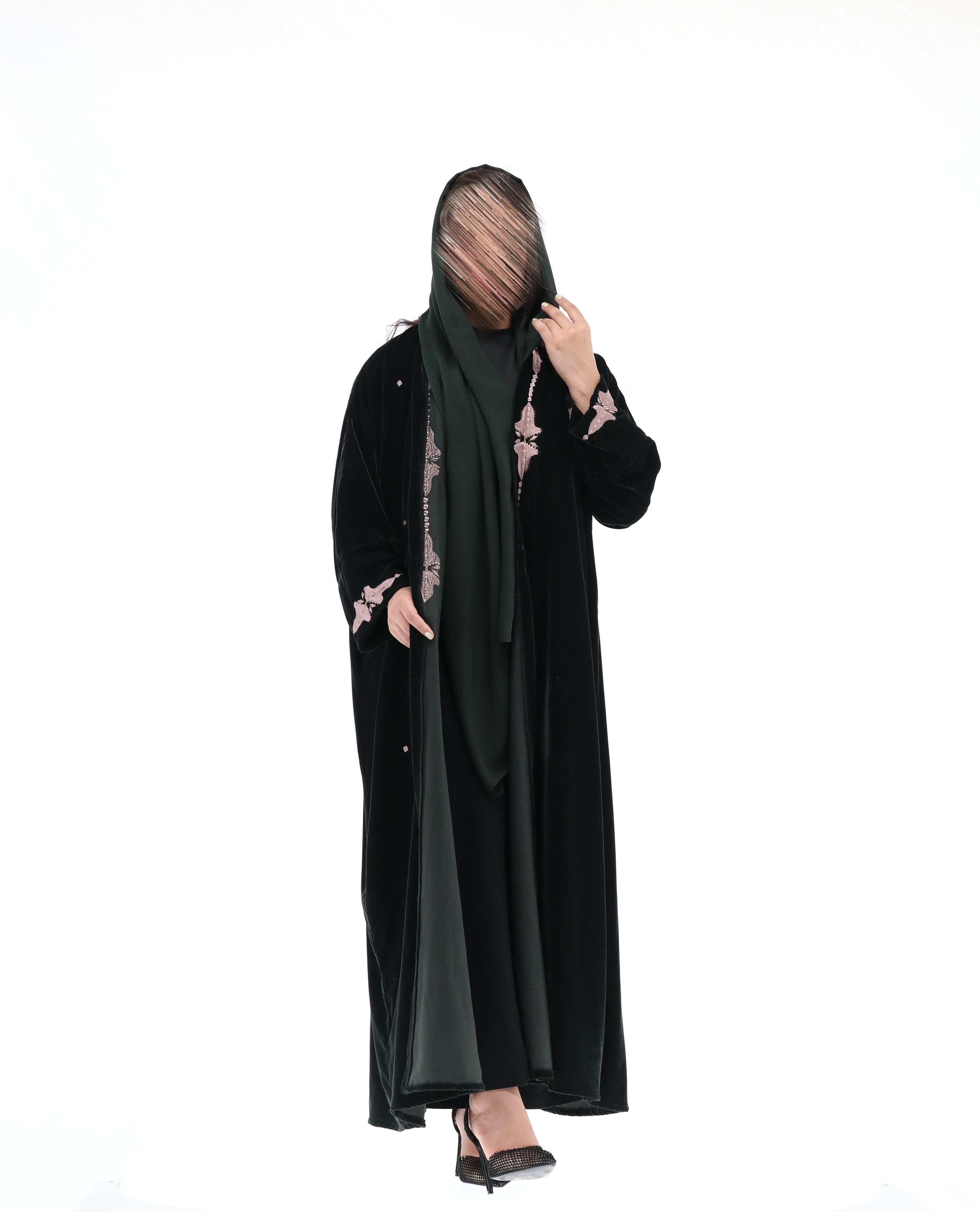 MW645 - Light Crepe Standing with Jacquard Half-Cloche