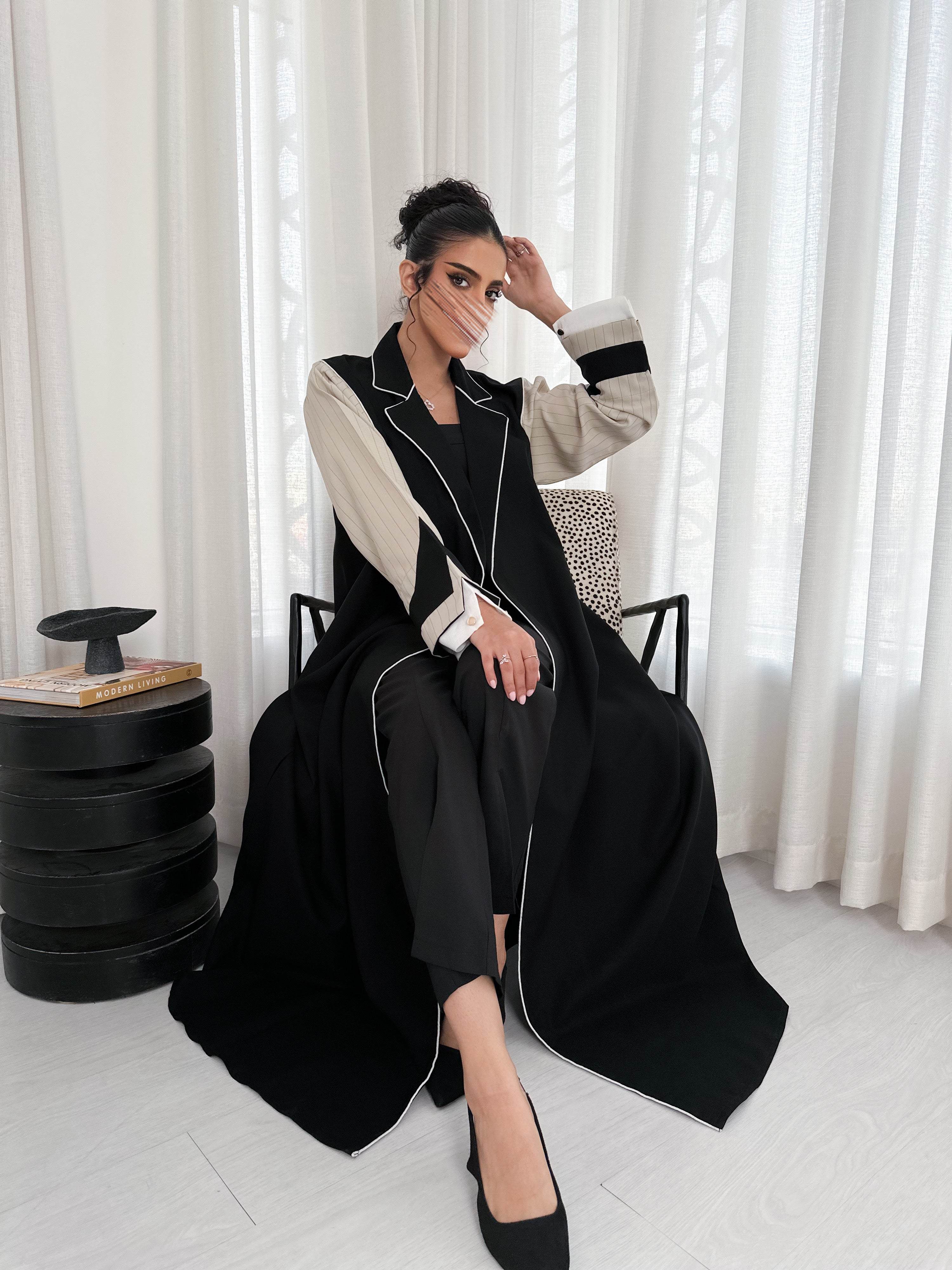 MW645 - كريب خفيف واقف مع جاكار نص كلوش - Aya