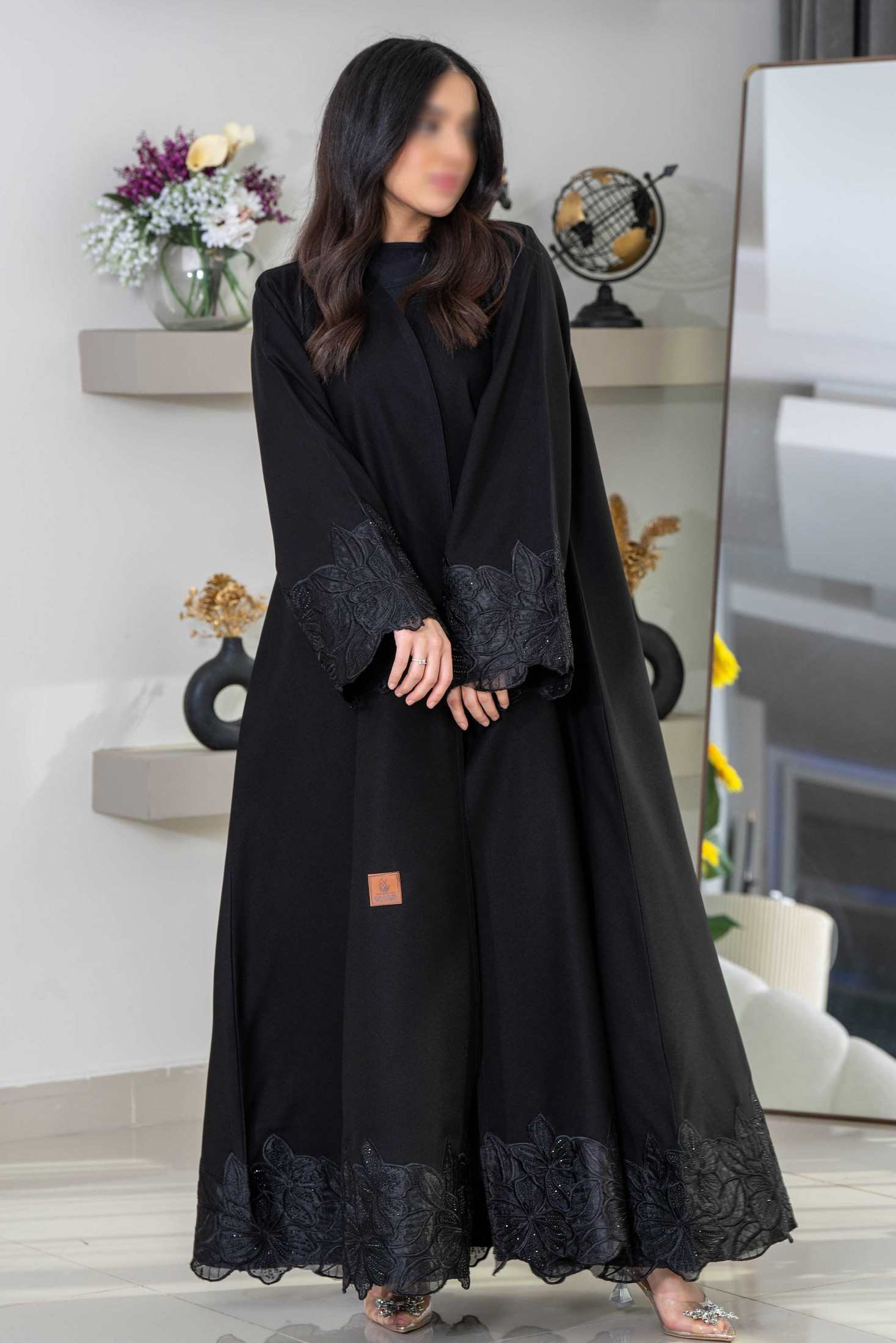 MWT4263 - عباية كلوش بتطريز مع كرستال - Aya