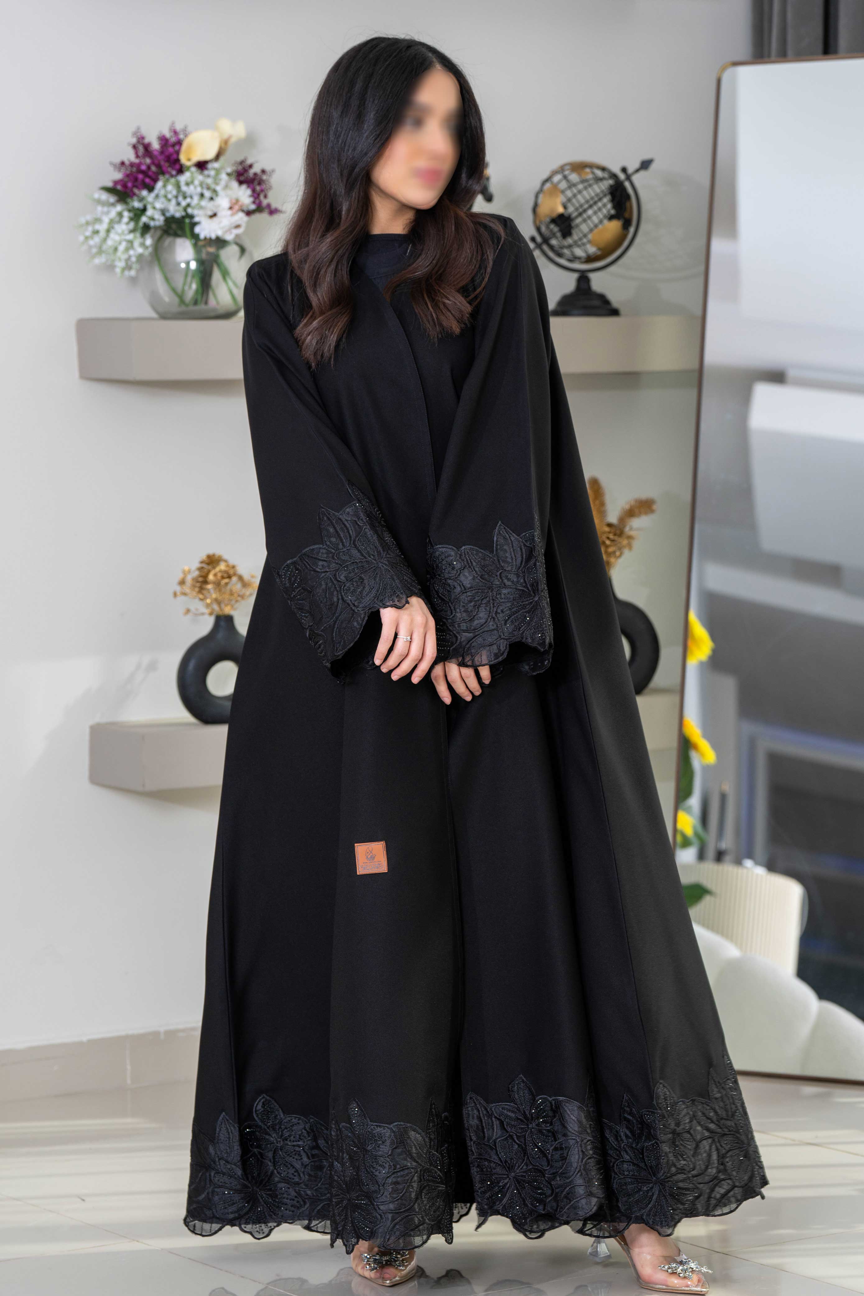 MWT4263 - عباية كلوش بتطريز مع كرستال - Aya