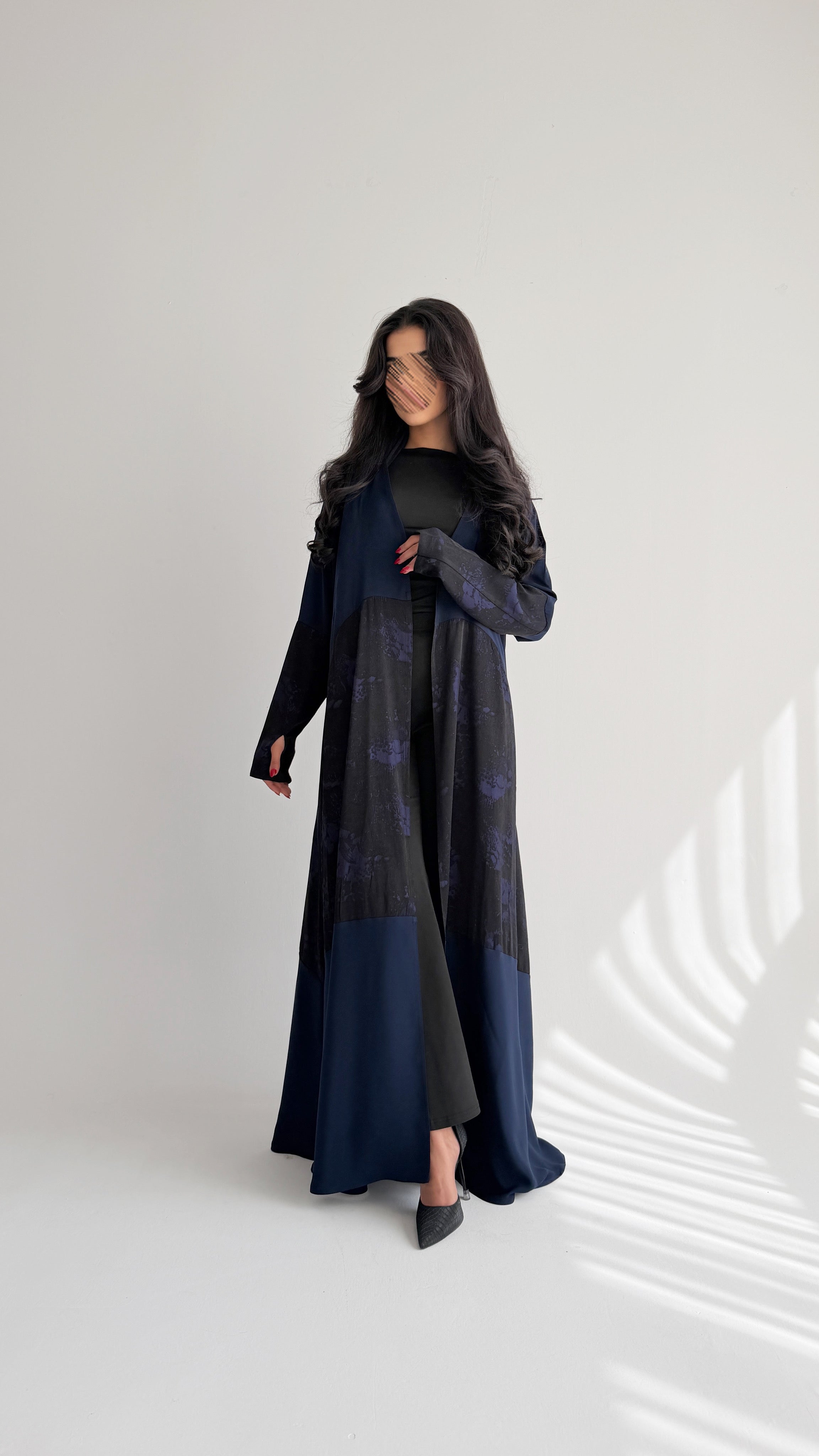 MW2082 -    عباية كريب حرير قصه نص كلوش مع اضافه الجاكار - Aya