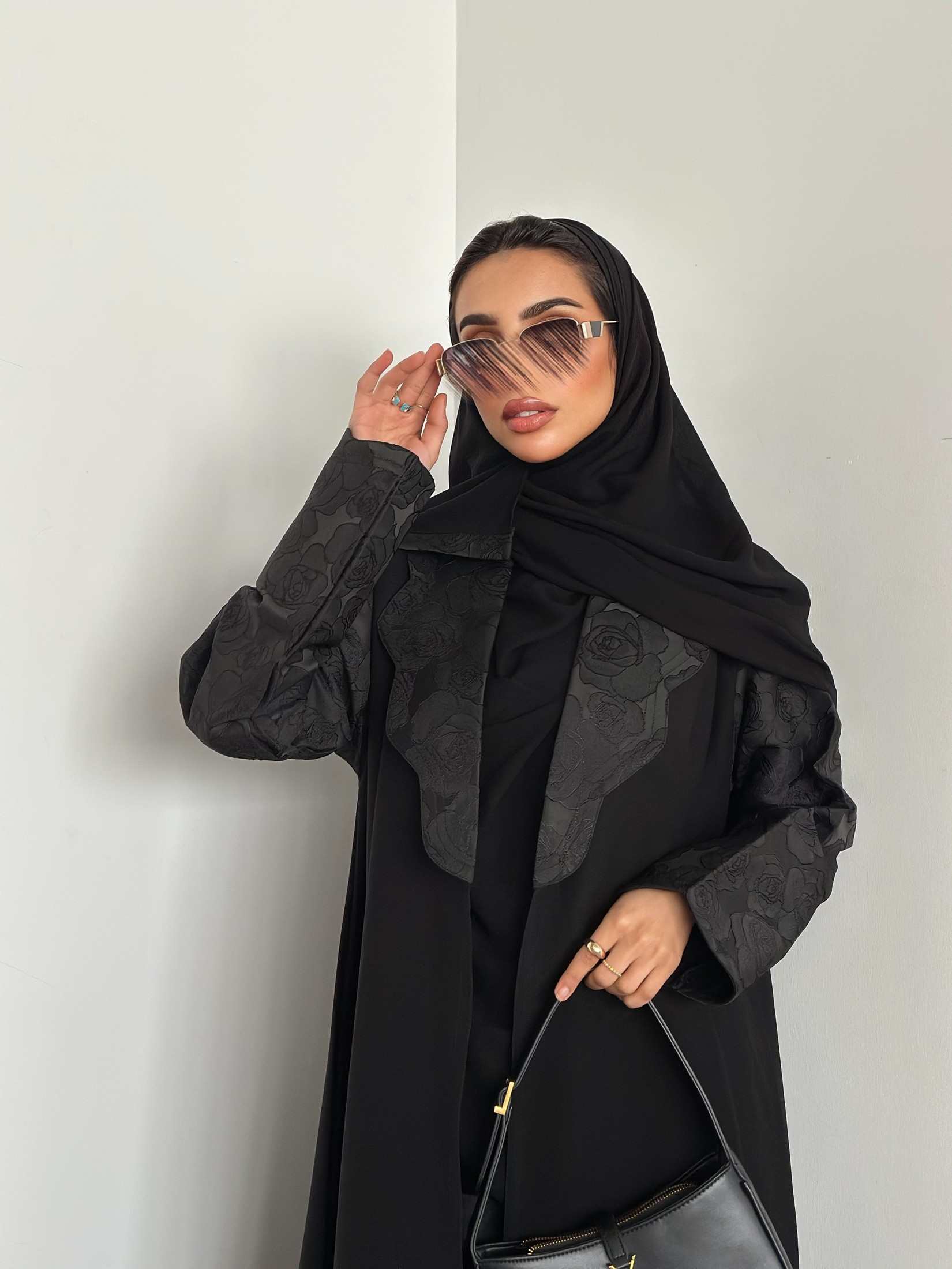 MWT4301 - عباية ليمار وجاكار مورد - Aya