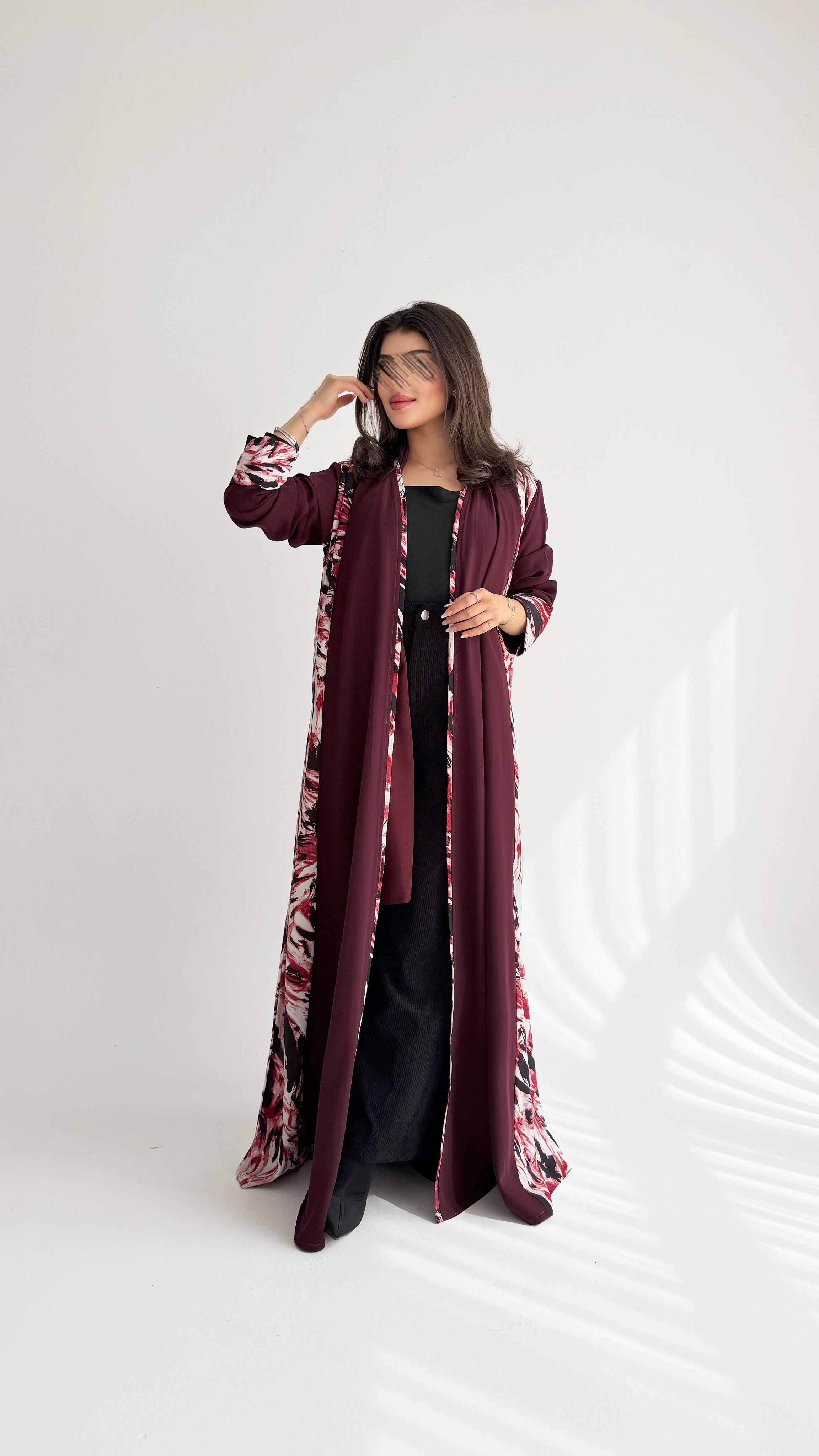 MW2031 - عباية كريب مع اضافه حرير مشجر - Aya