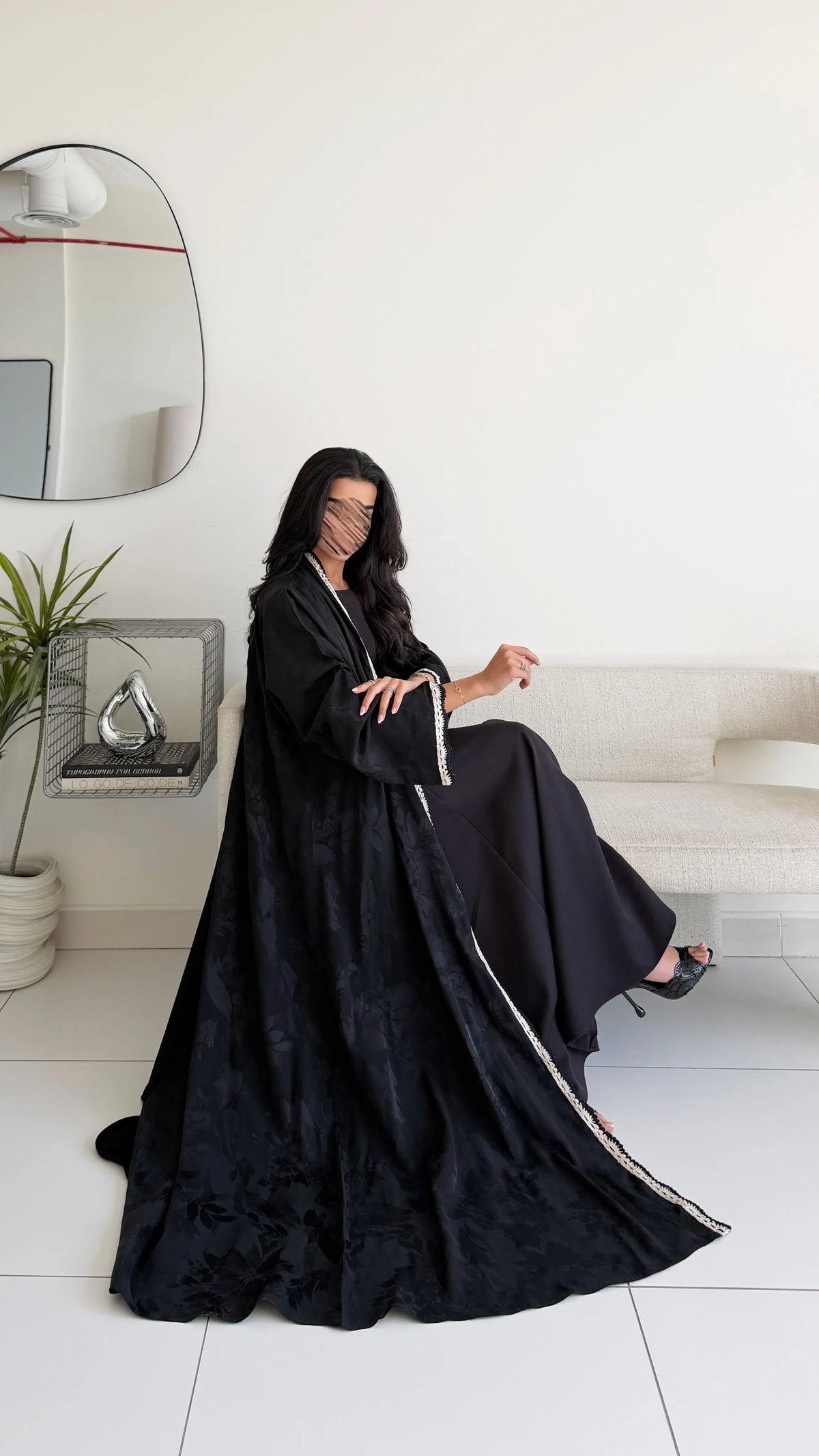 MWT1277 - عباية جاكار بتدخيلة كلفة - Aya