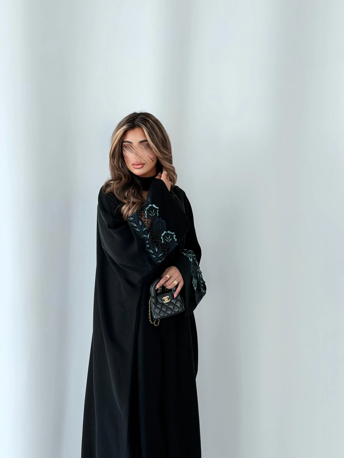 MWT4043  - عبايه سوداء نص بشت - Aya