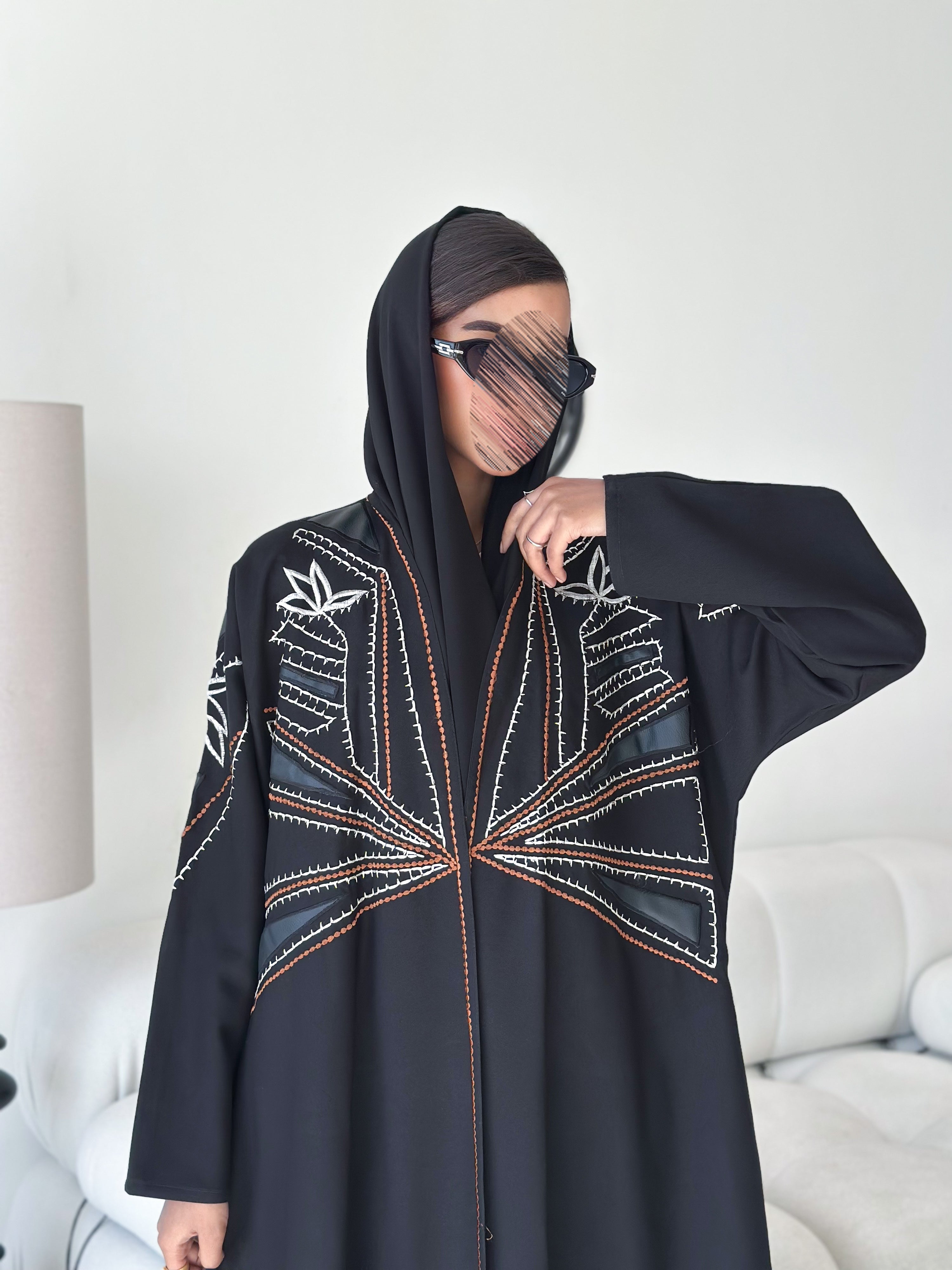 MW645 - Light Crepe Standing with Jacquard Half-Cloche