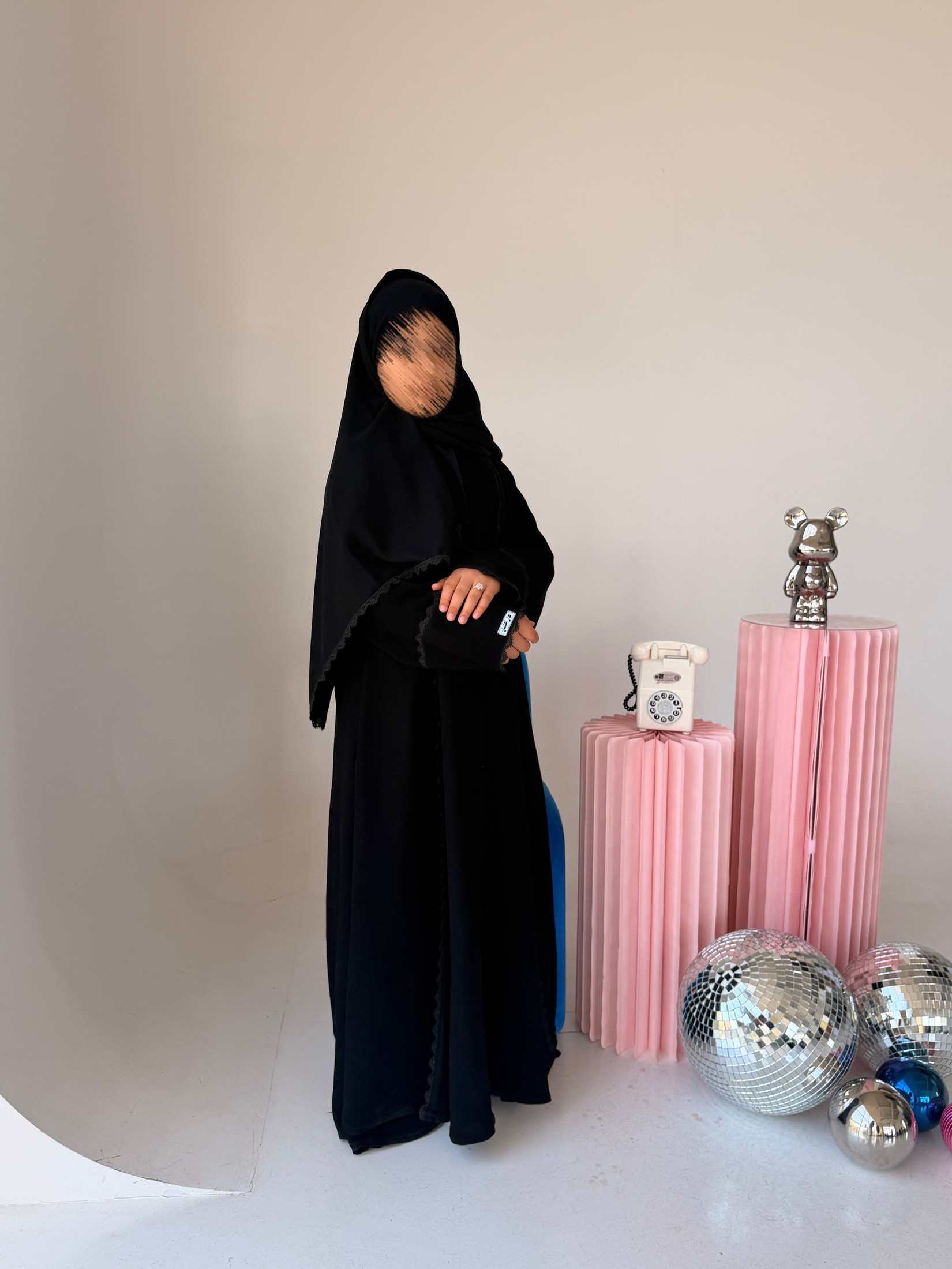 MWT4332 - عباية أطفال سيراميك سوداء بكلفة أنيقة - Aya