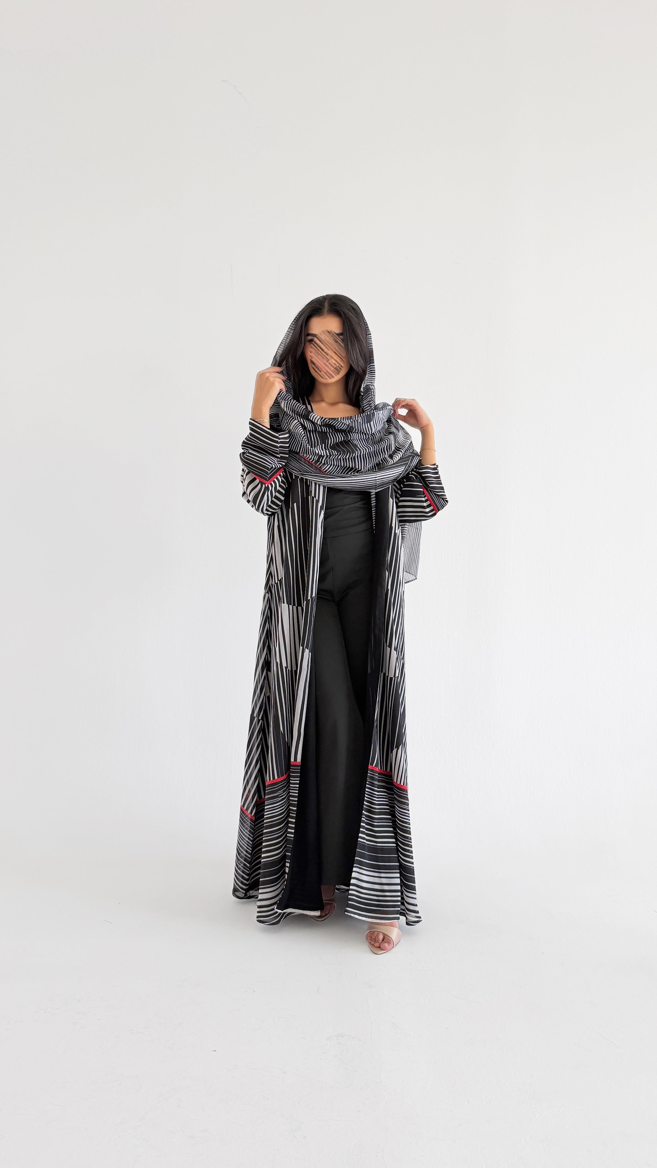 MWT1312 عباية مطبوعة مخططة - Aya