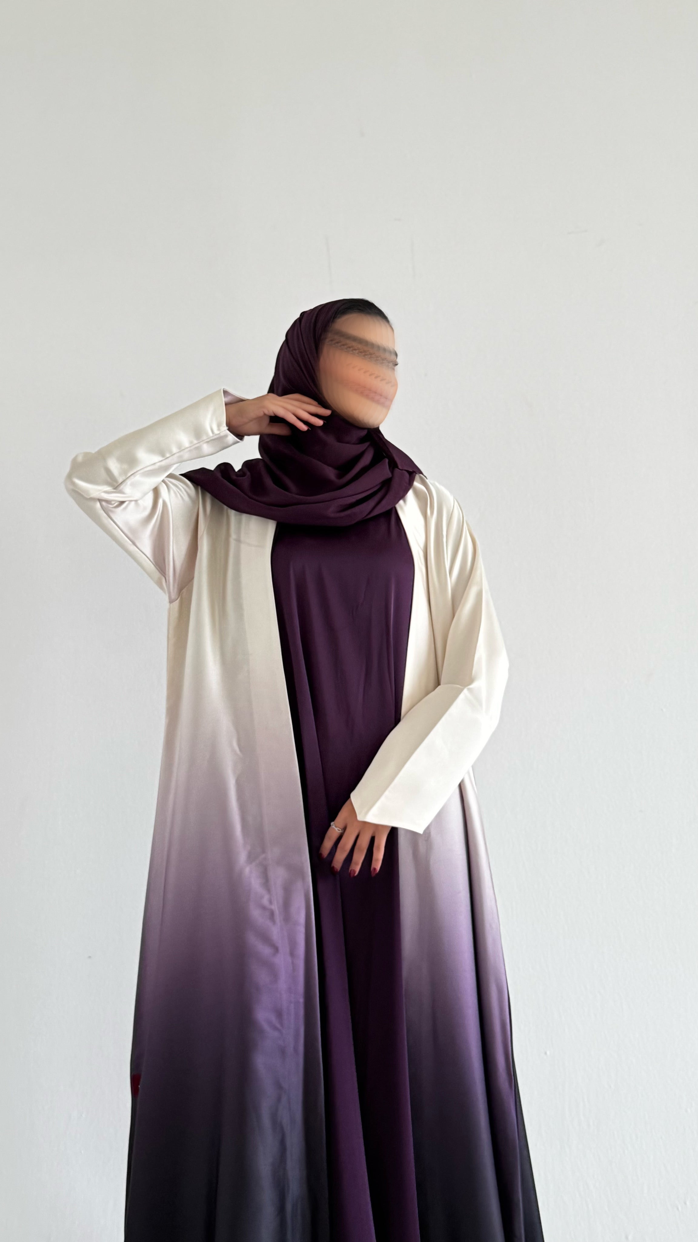 MW1821 - عباية حرير متداخل بالوان لمبرقيني مع اضافة فستان داخلي - Aya