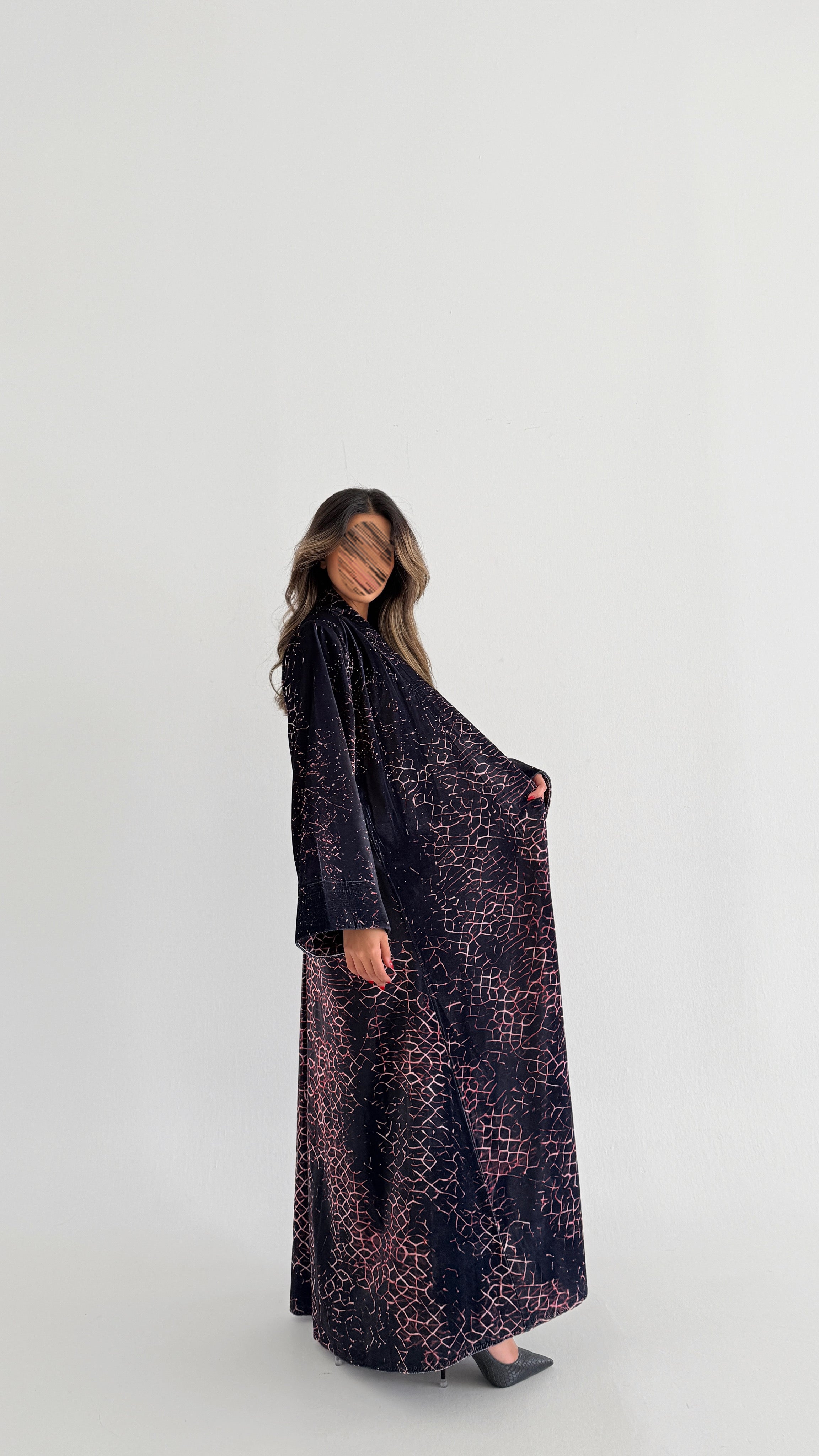 MWT760 - عباية مخمل برينت - Aya