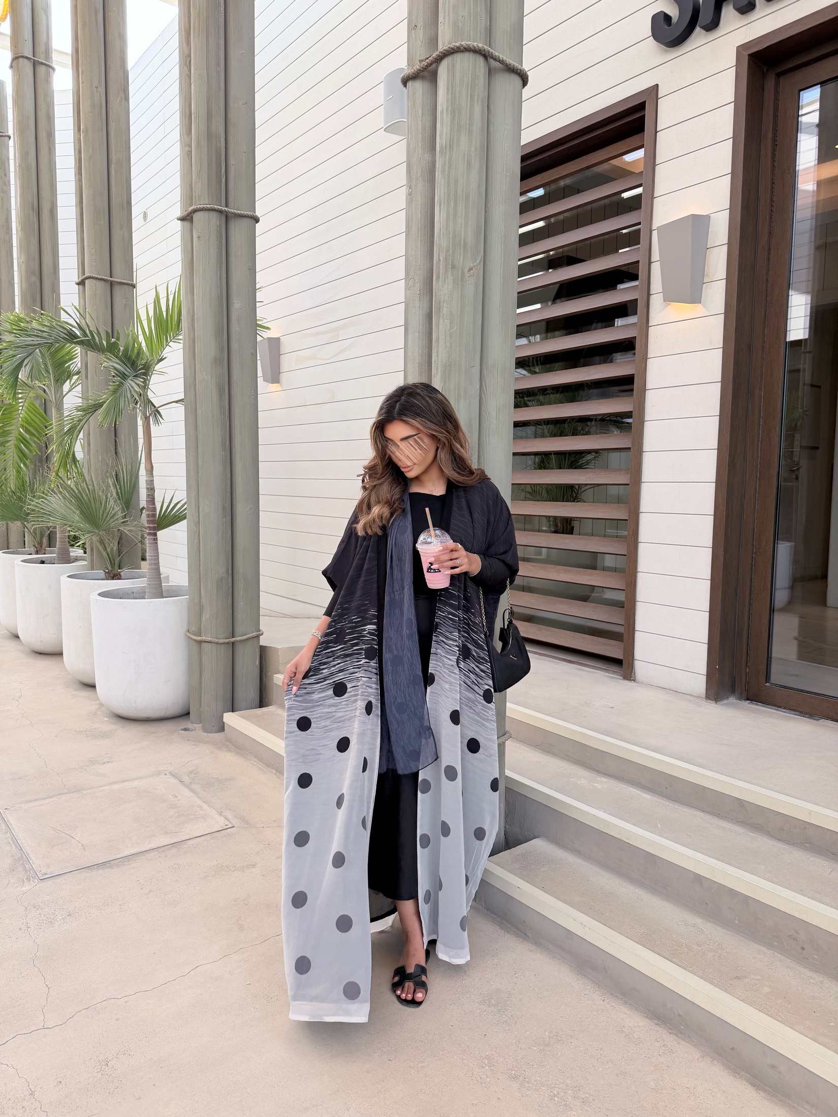 MWT5135- عبايه اسود وابيض منقط شيفون - Aya