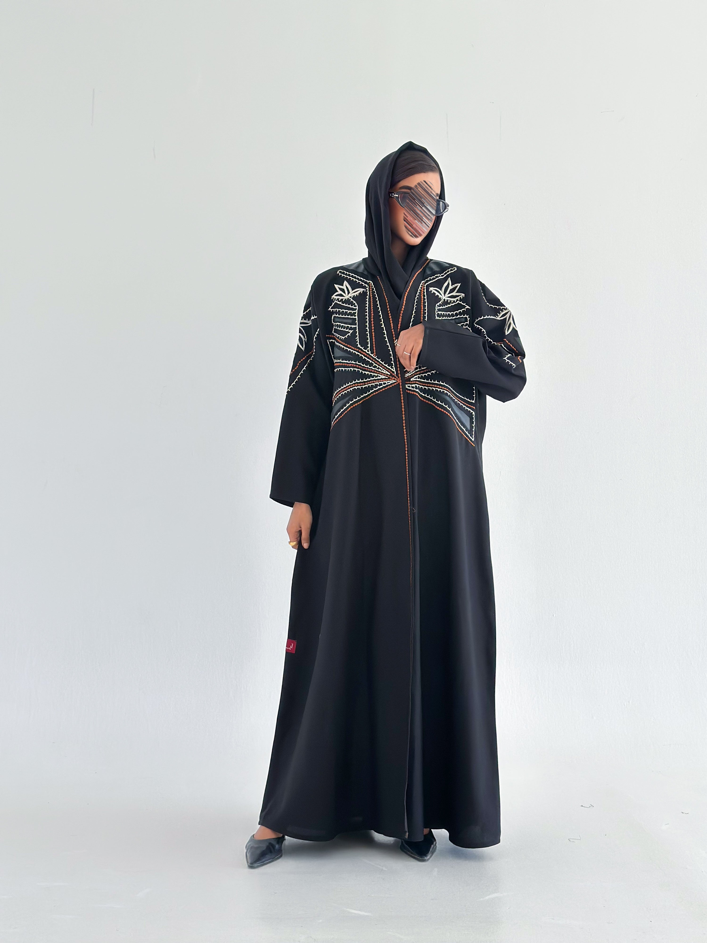 MW645 - Light Crepe Standing with Jacquard Half-Cloche