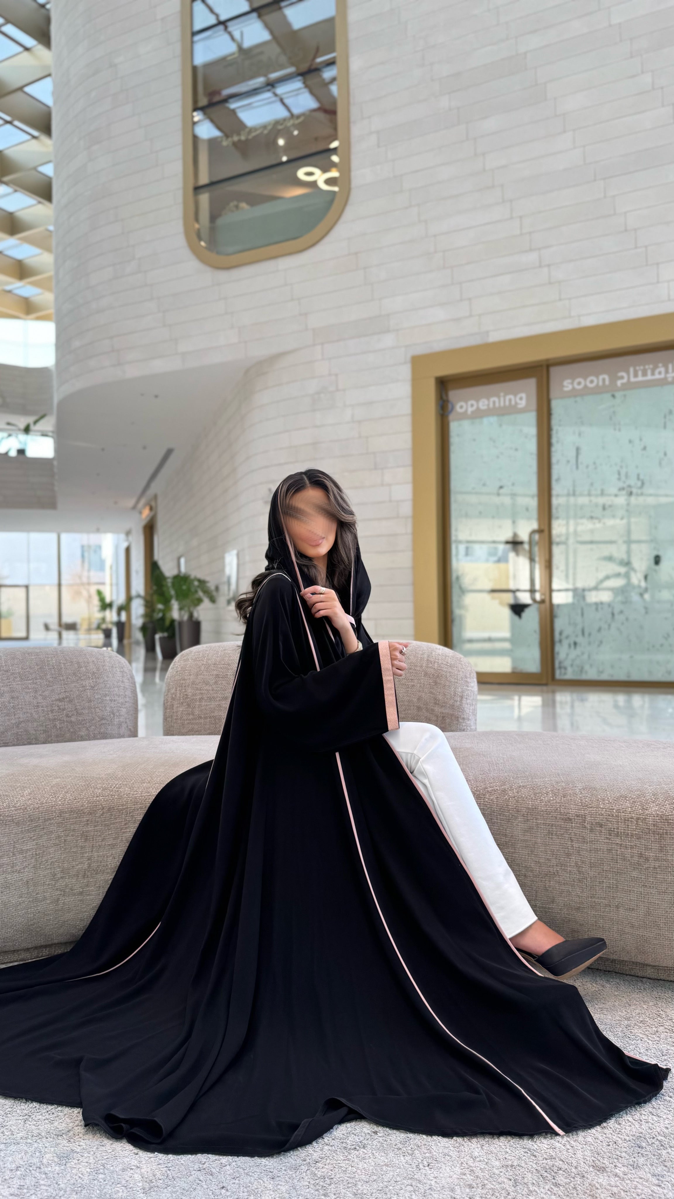 MW645 - Light Crepe Standing with Jacquard Half-Cloche